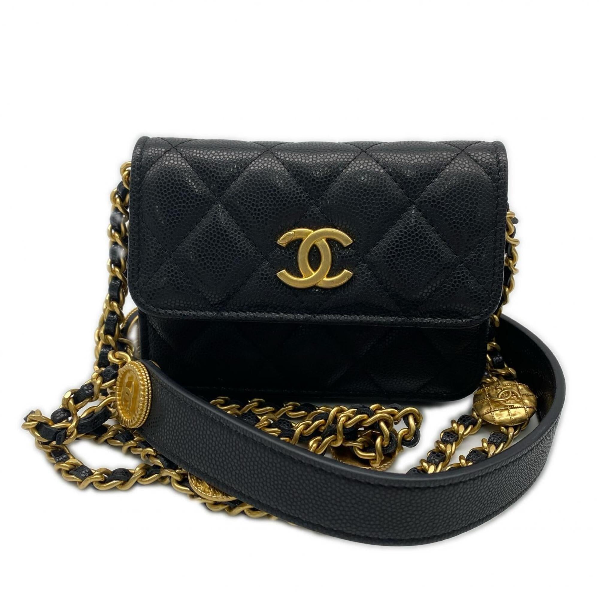 Chanel Matelasse Black Grained Calfskin Shoulder Bag (Pre-Owned)