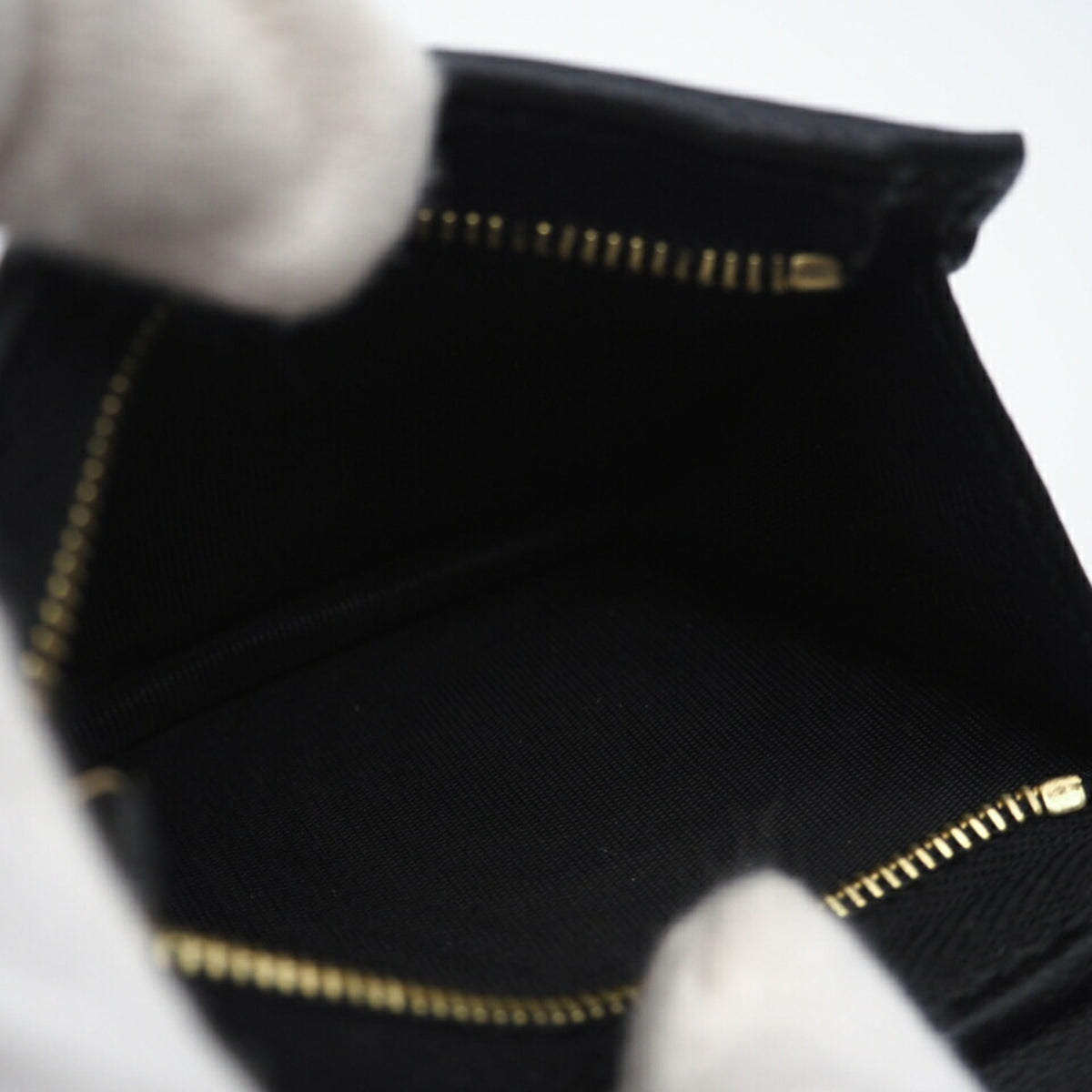 Gucci Black Leather Wallet (Bi-Fold) (Pre-Owned)