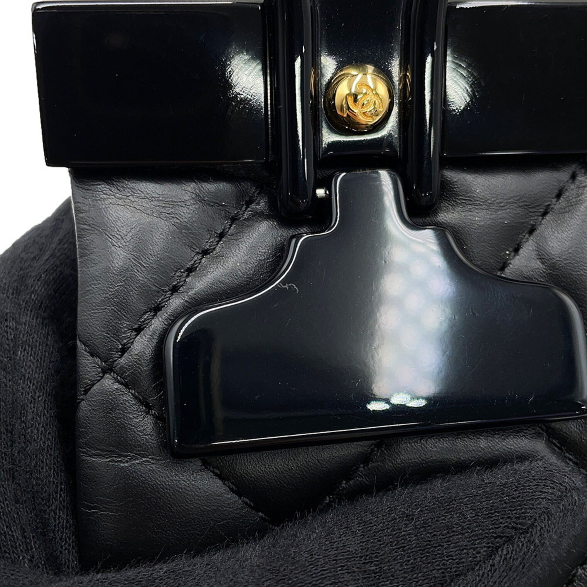 Chanel Matelasse Black Leather Handbag Shoulder Bag (Pre-Owned)
