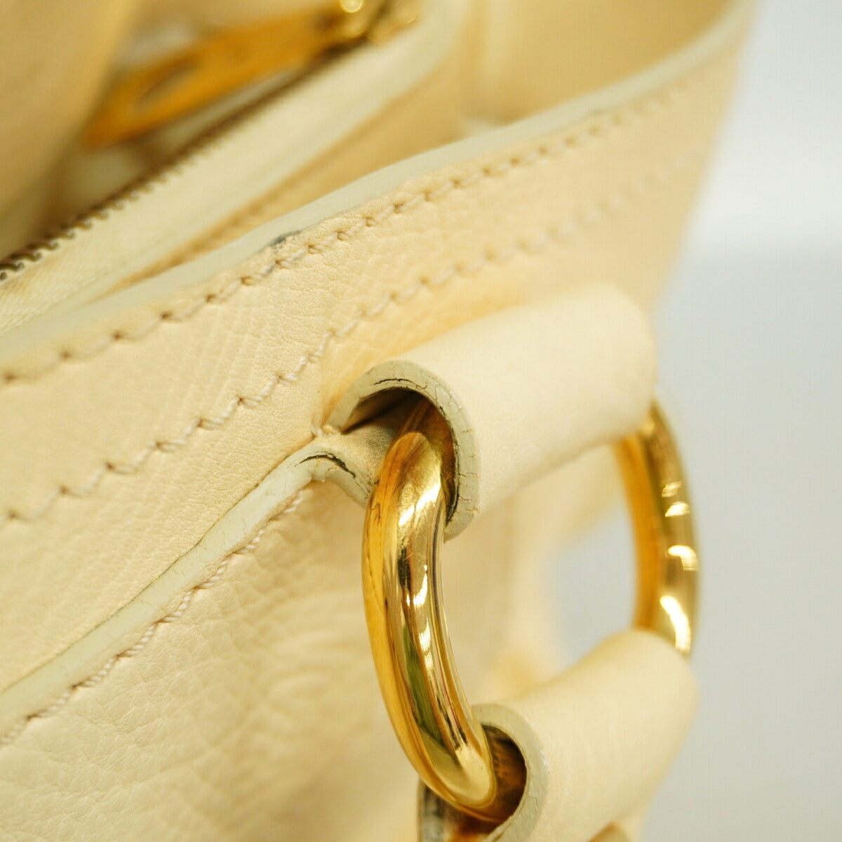 Celine Cream Leather Handbag (Pre-Owned)