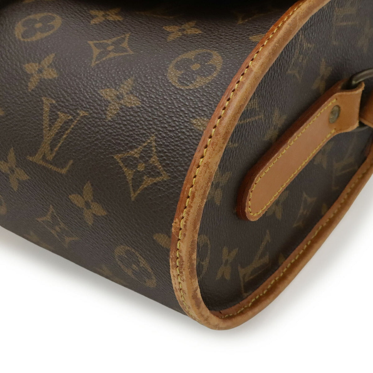 Louis Vuitton Brown Monogram Monogram Shoulder Bag (Pre-Owned)