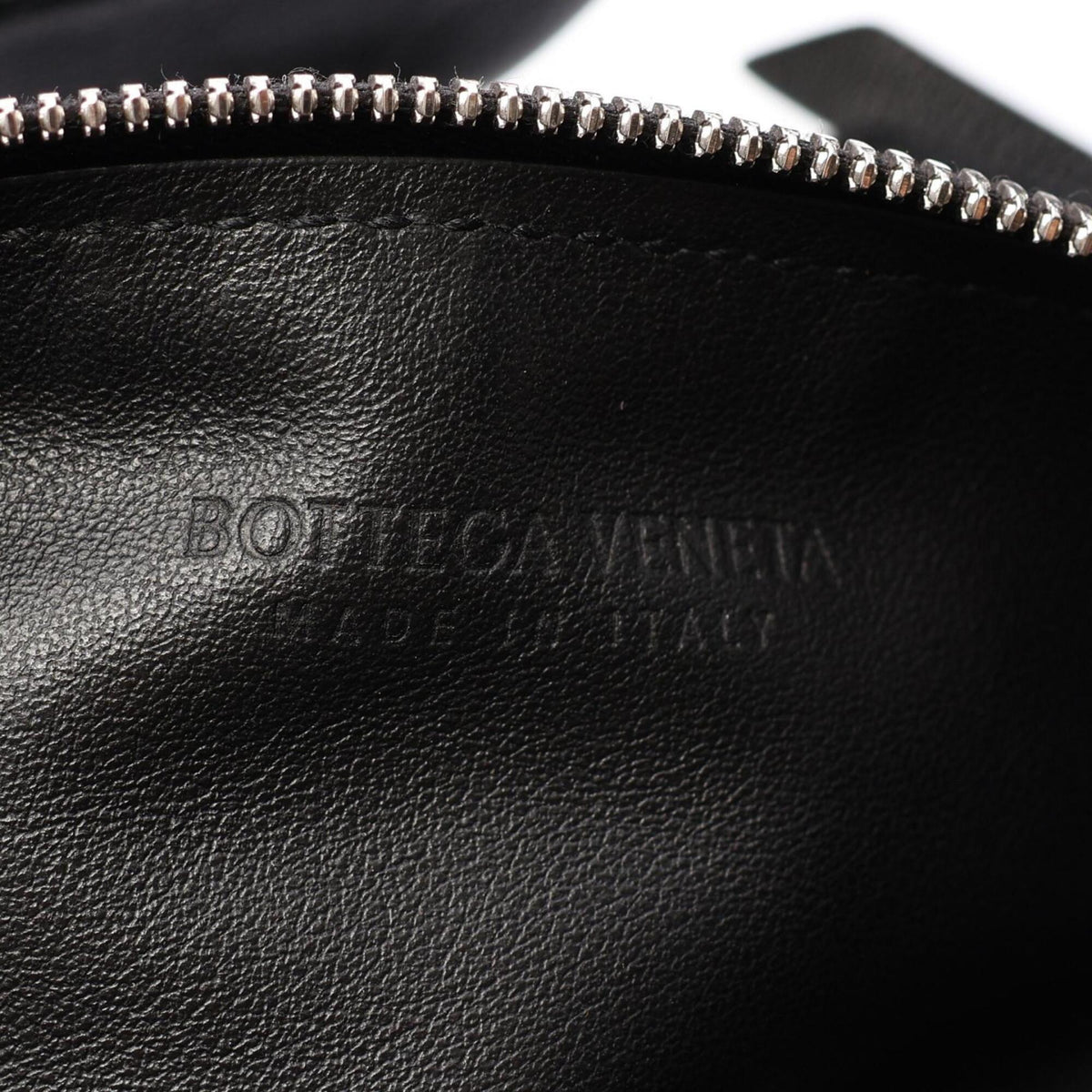 Bottega Veneta Black Leather Handbag (Pre-Owned)