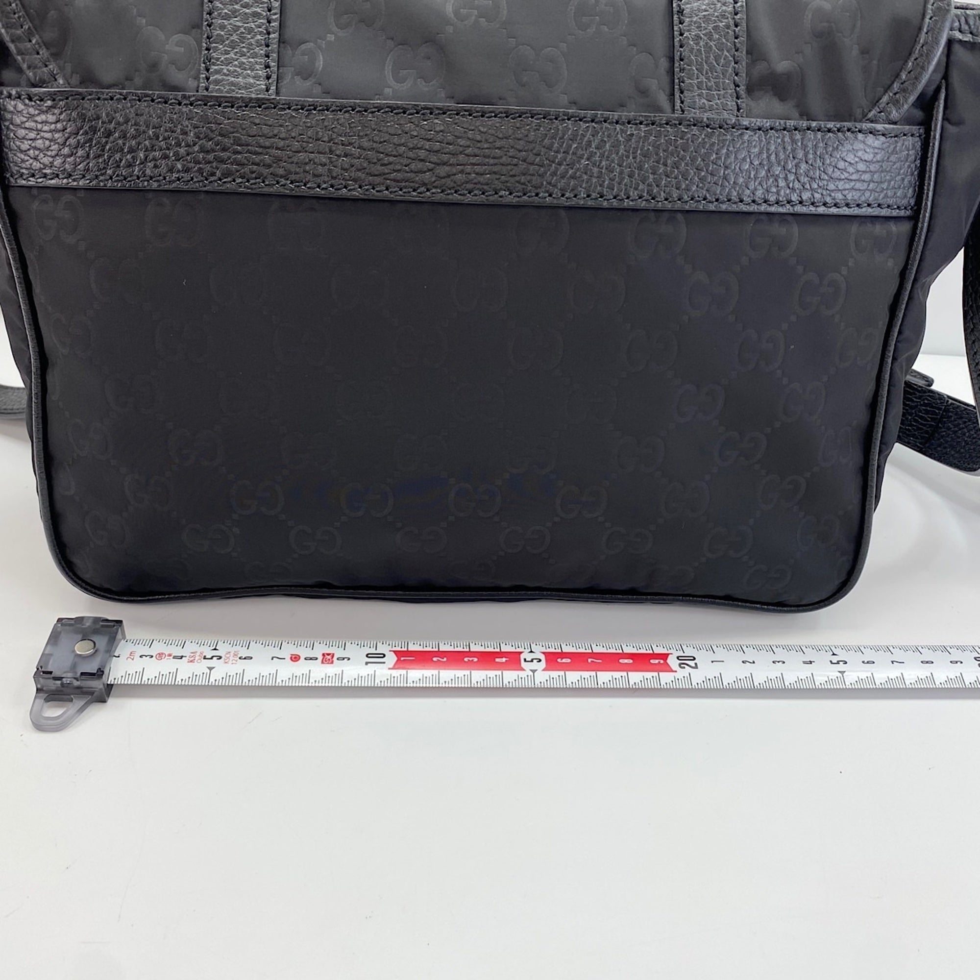 Gucci Black Shoulder Bag (Pre-Owned)