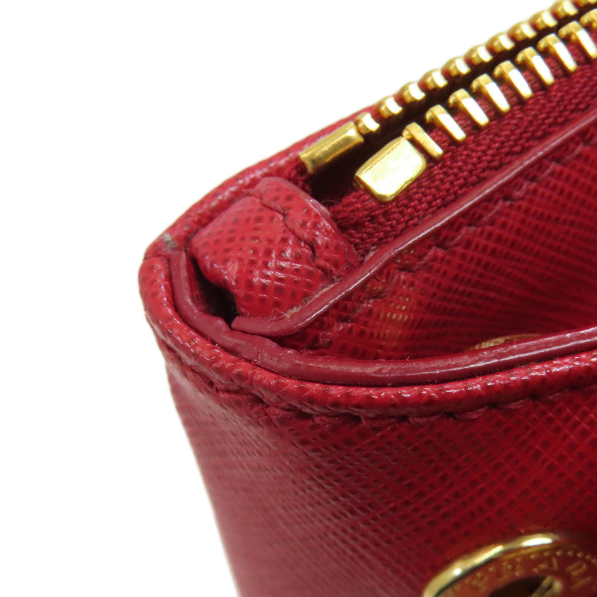 Prada Red Color Leather Handbag (Pre-Owned)