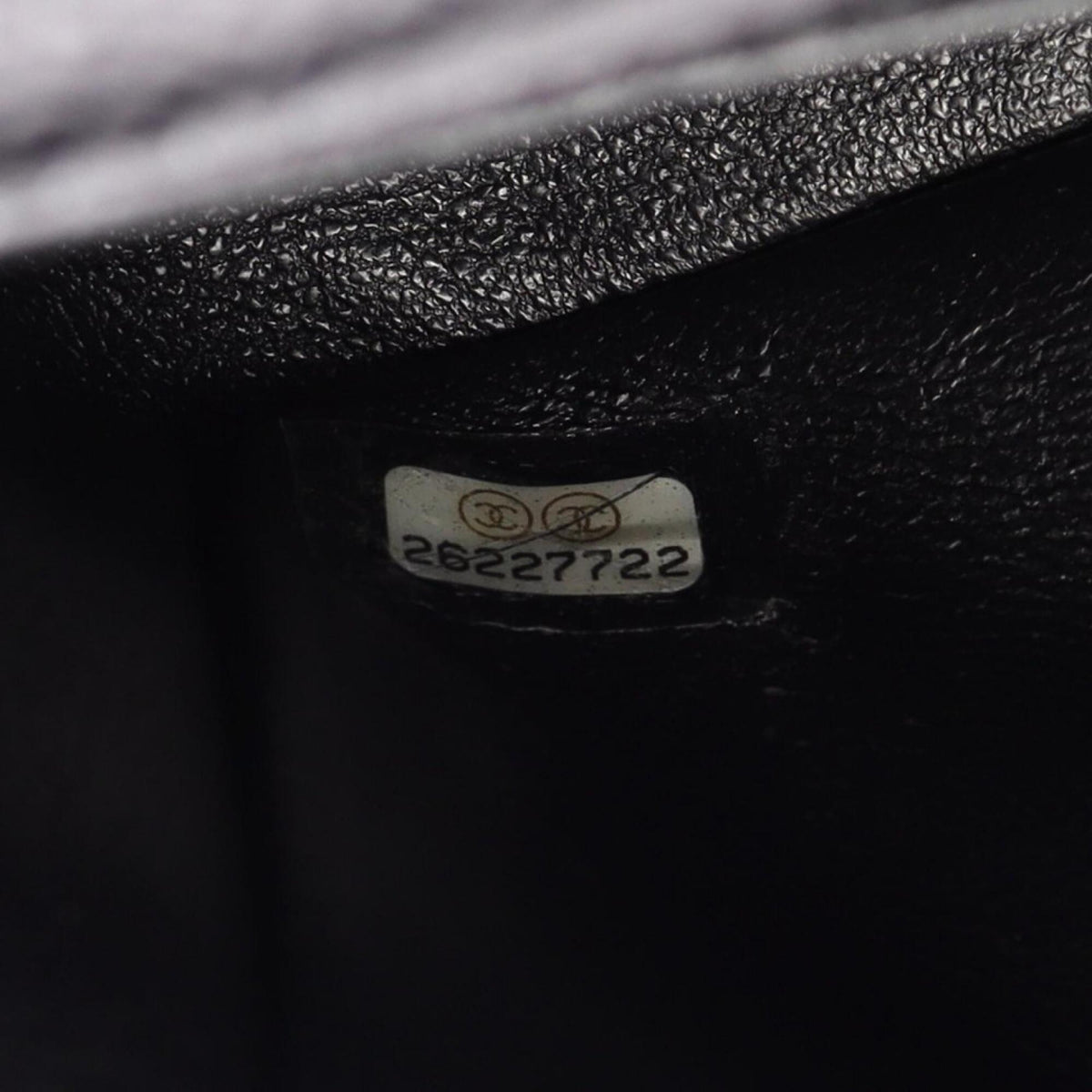 Chanel Black Grained Calfskin Handbag Shoulder Bag (Pre-Owned)
