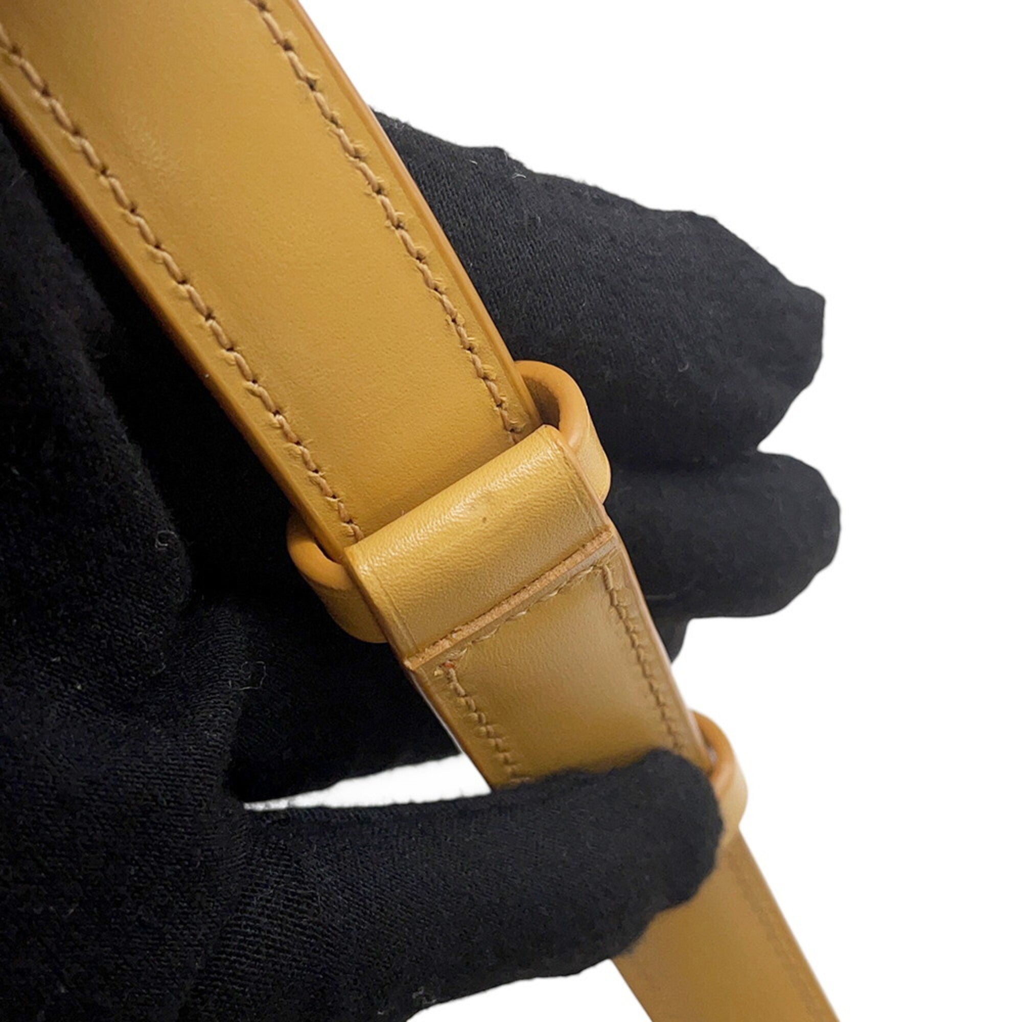 Yves Saint Laurent Yellow Leather Handbag (Pre-Owned)