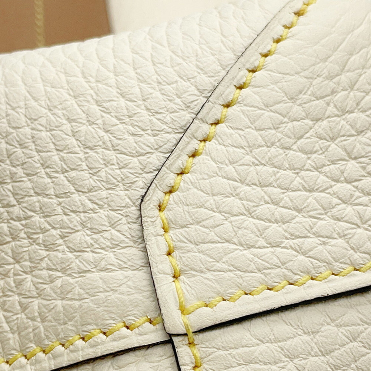 Hermes Ivory Taurillon Clemence Leather Handbag Tote Bag (Pre-Owned)