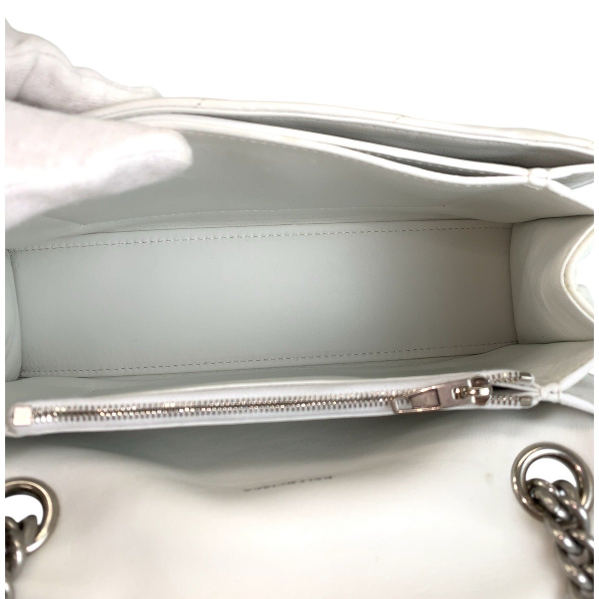 Balenciaga White Leather Shoulder Bag (Pre-Owned)