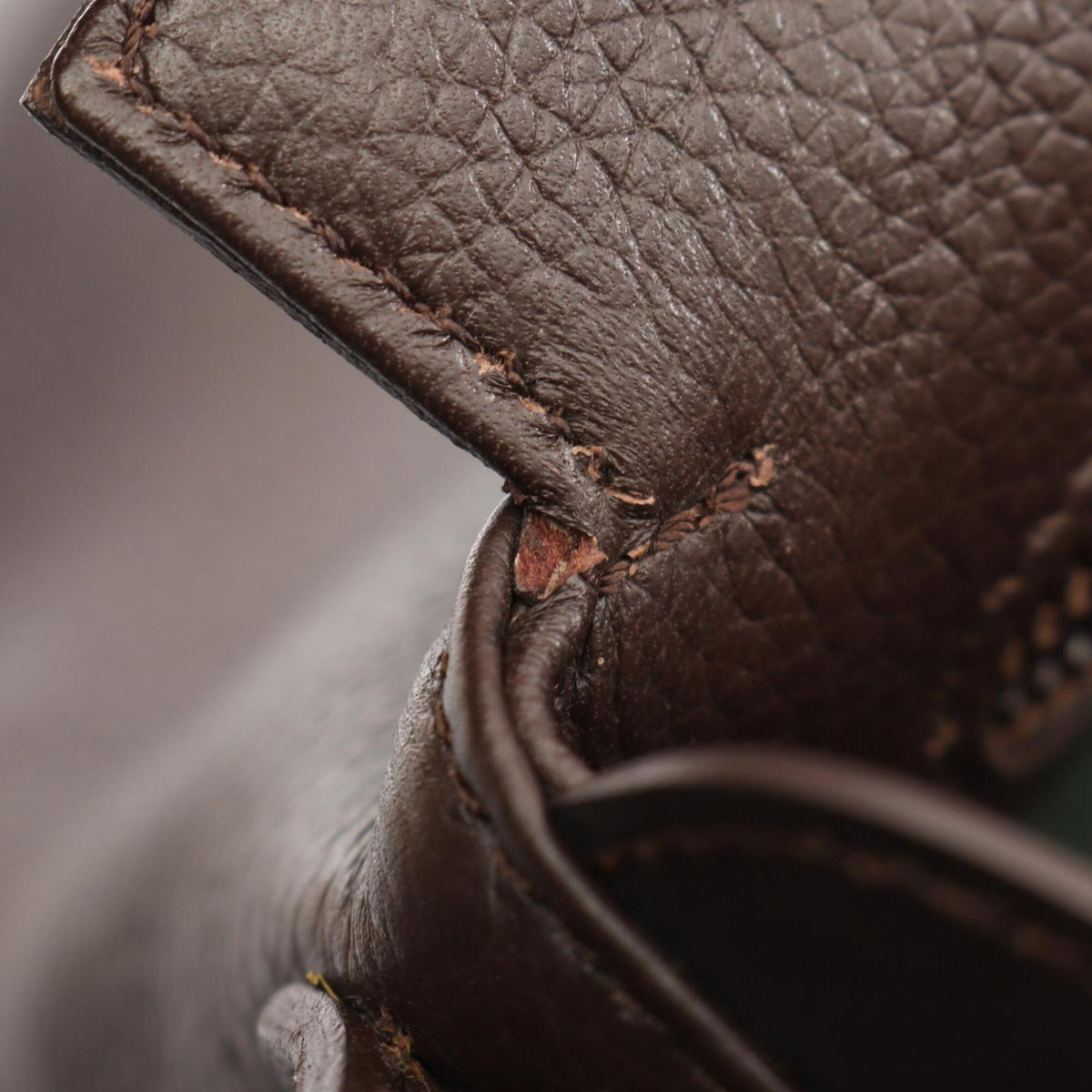 Loewe Brown Leather Shoulder Bag (Pre-Owned)