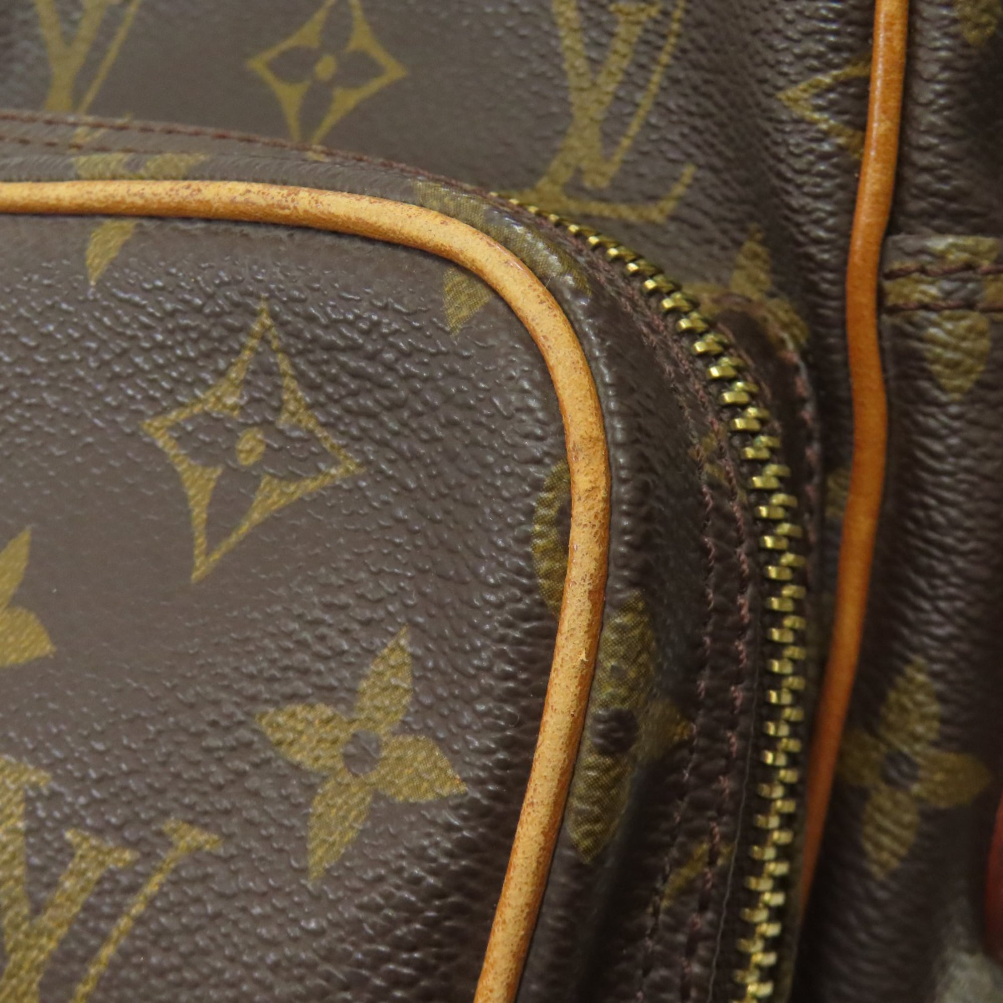 Louis Vuitton Brown Monogram Monogram Canvas Shoulder Bag (Pre-Owned)