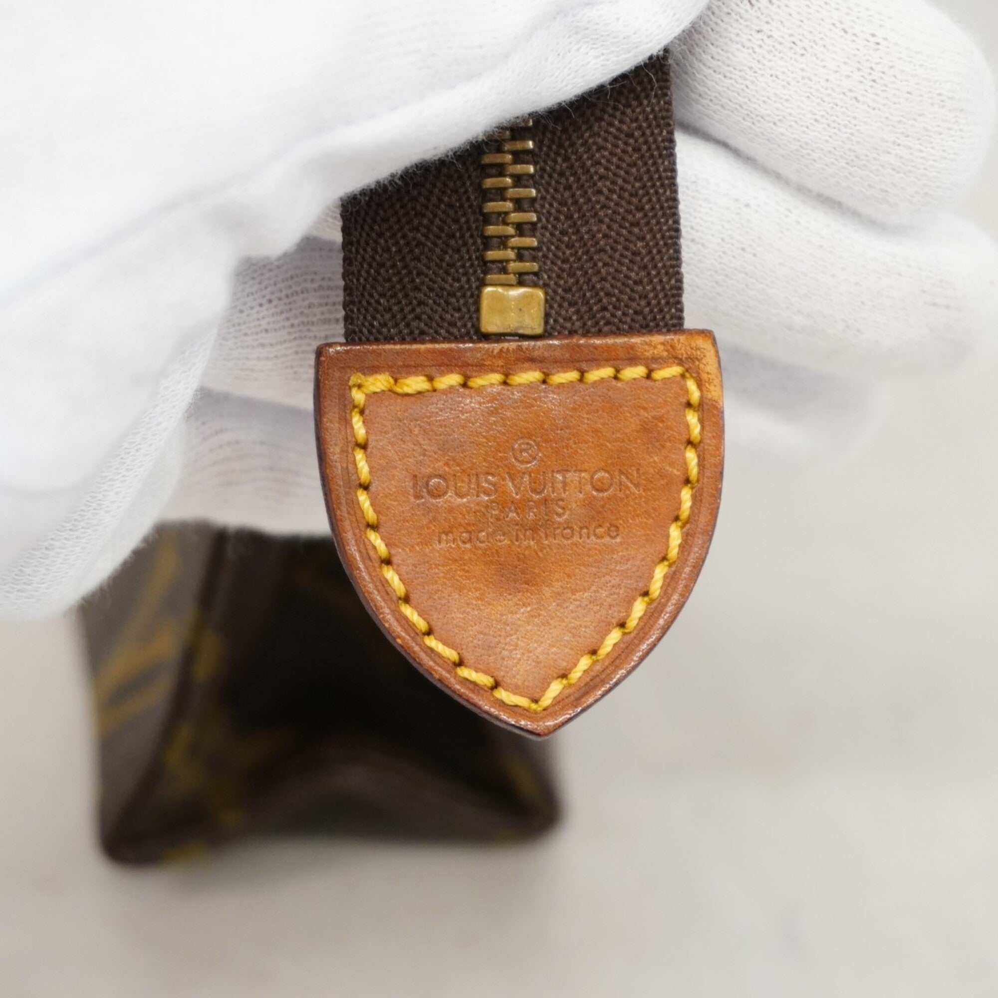 Louis Vuitton Brown Pouch (Pre-Owned)