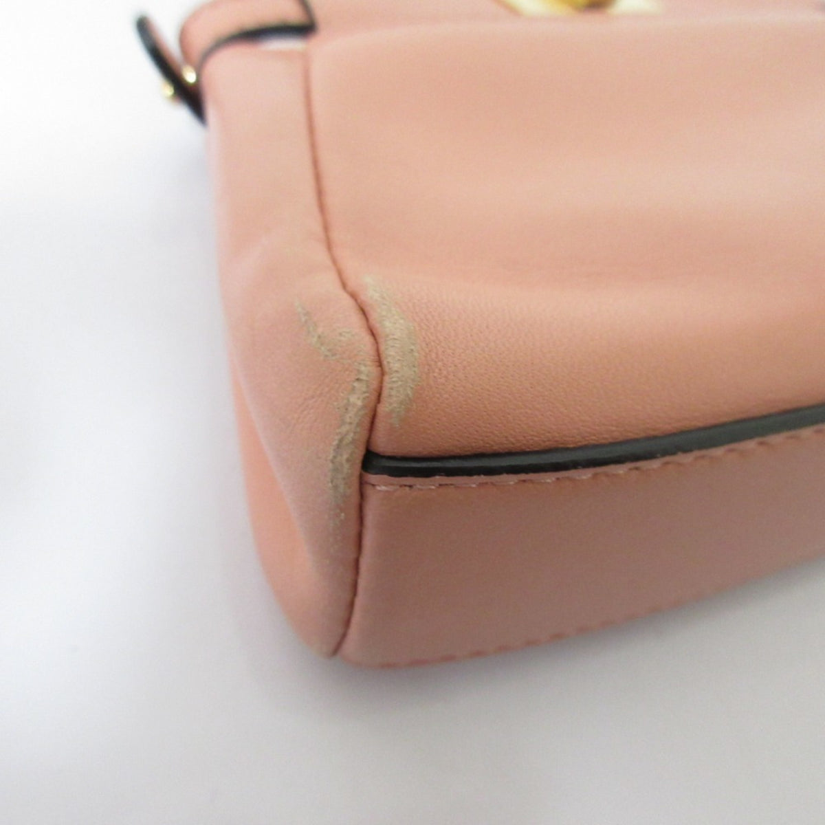 Fendi Pink Shoulder Bag (Pre-Owned)