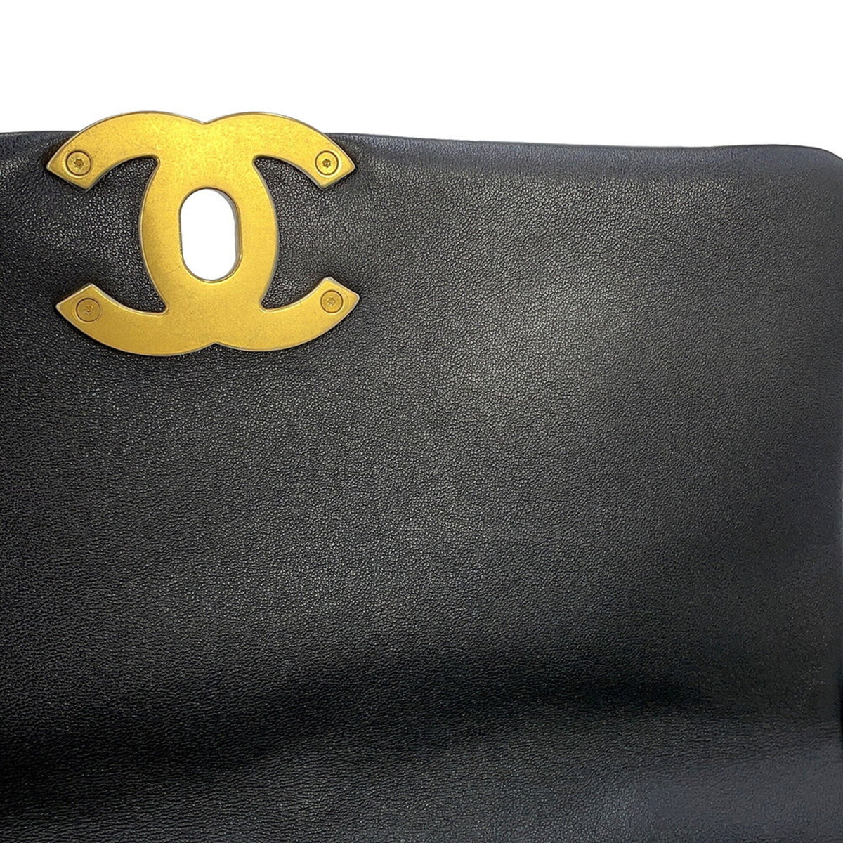 Chanel Black Leather Handbag Shoulder Bag (Pre-Owned)