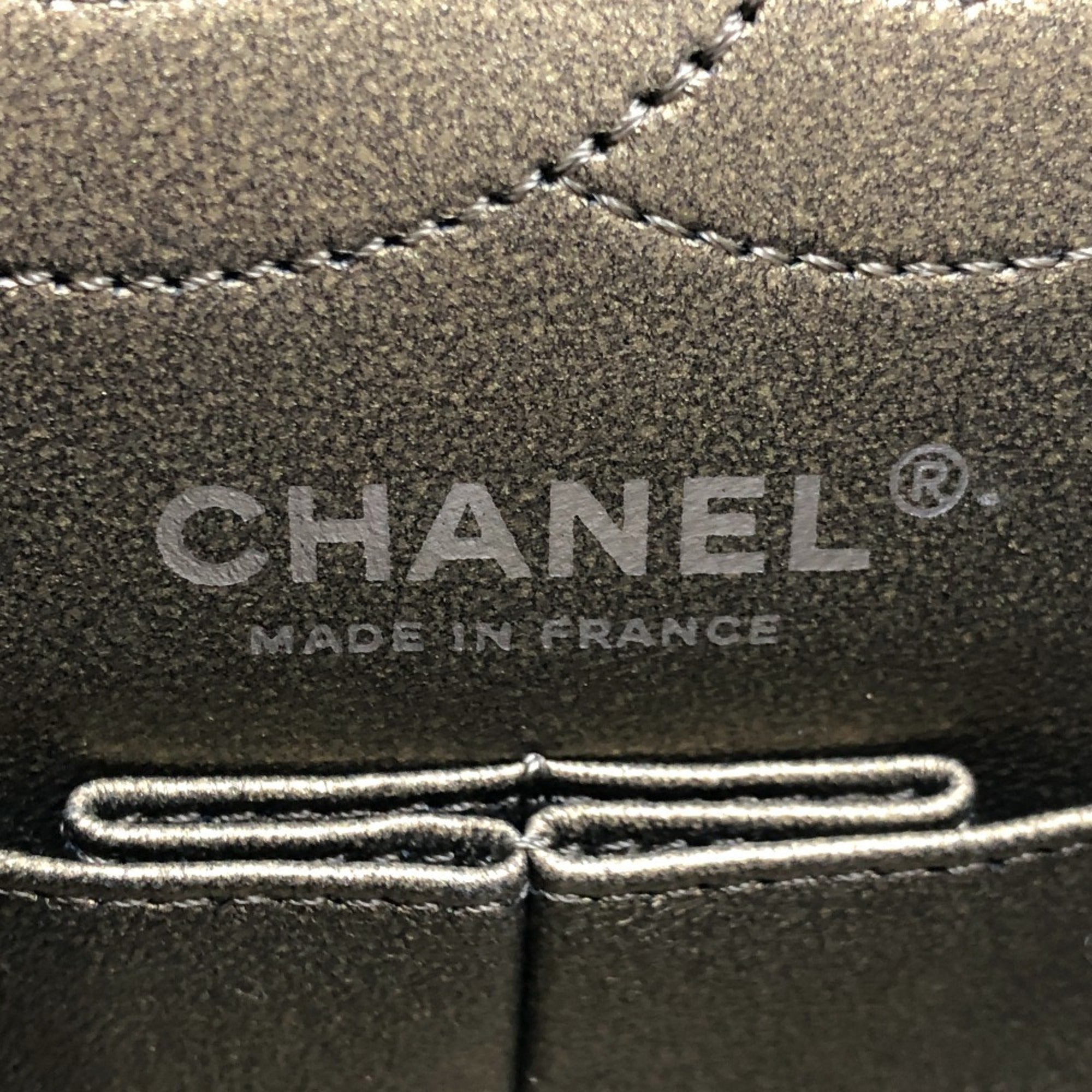 Chanel Bronze Leather Shoulder Bag (Pre-Owned)