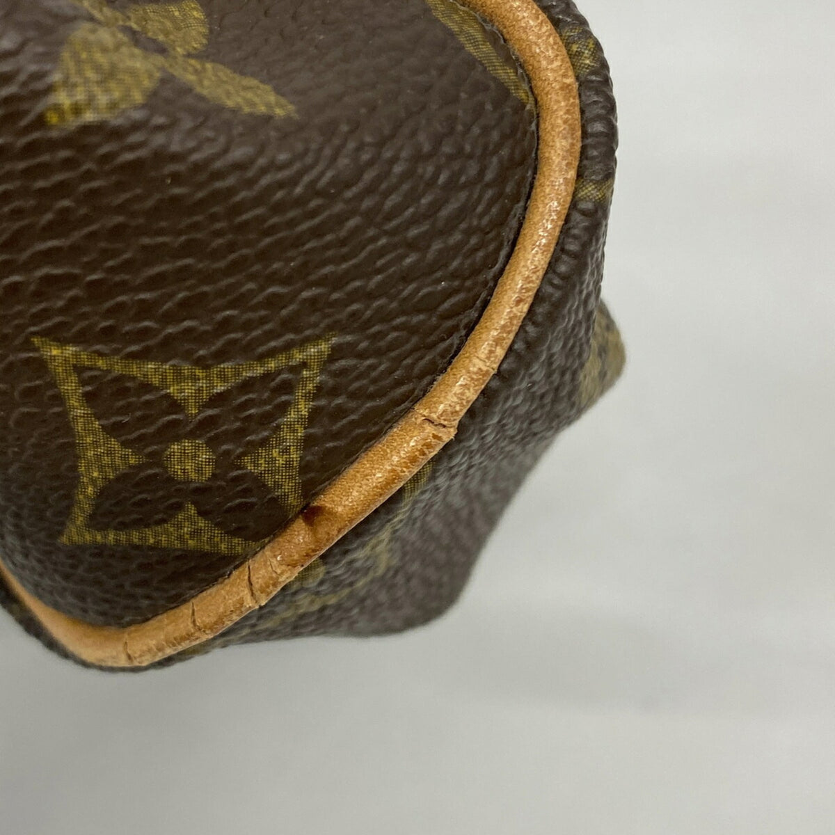 Louis Vuitton Brown Handbag (Pre-Owned)