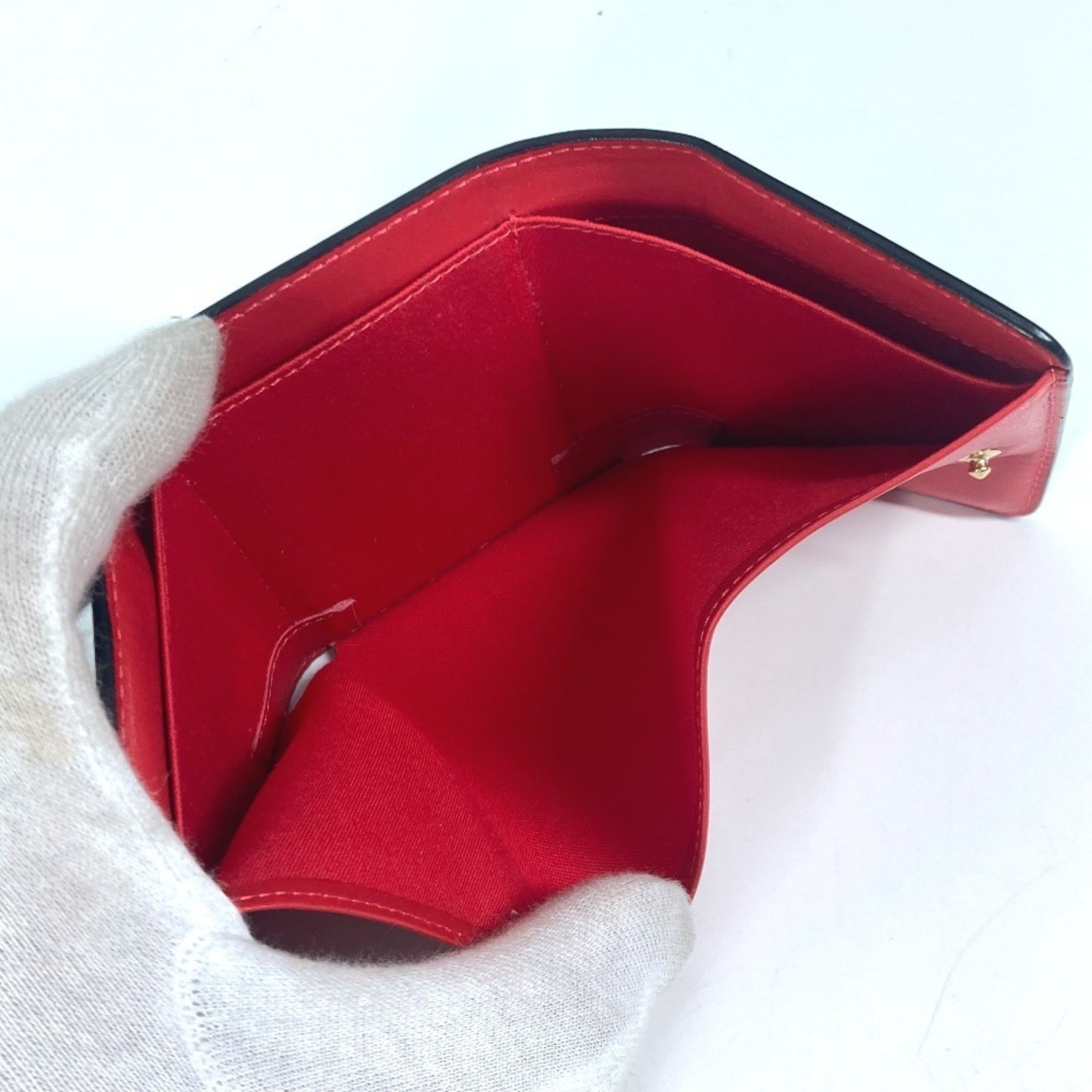 Christian Louboutin Black Multi-Color Leather Wallet (Tri-Fold) (Pre-Owned)