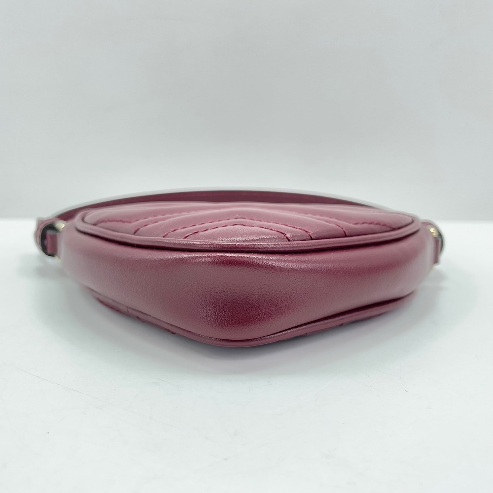 Gucci Gg Marmont Wine Leather Handbag (Pre-Owned)