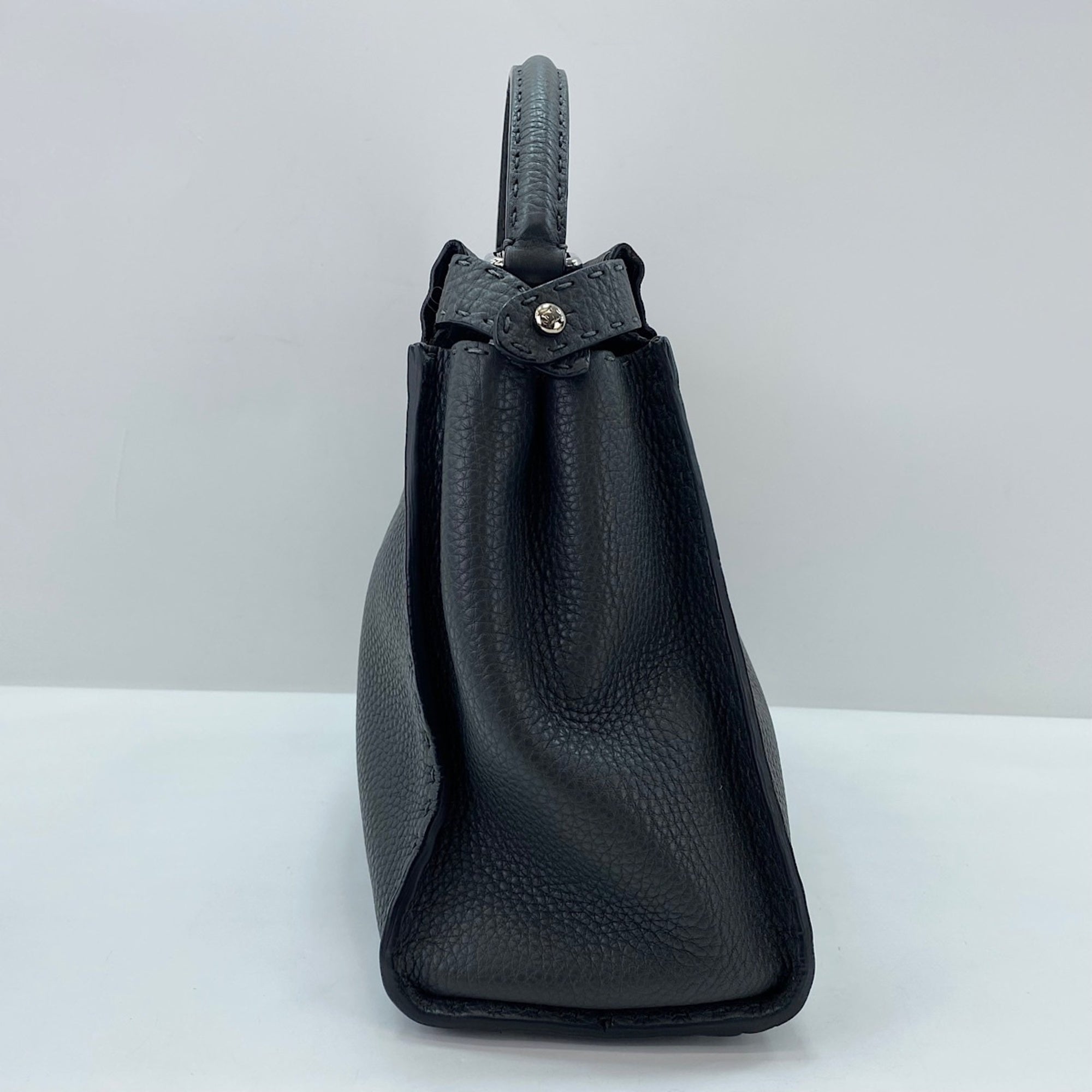 Fendi Peekaboo Gray Handbag Shoulder Bag (Pre-Owned)