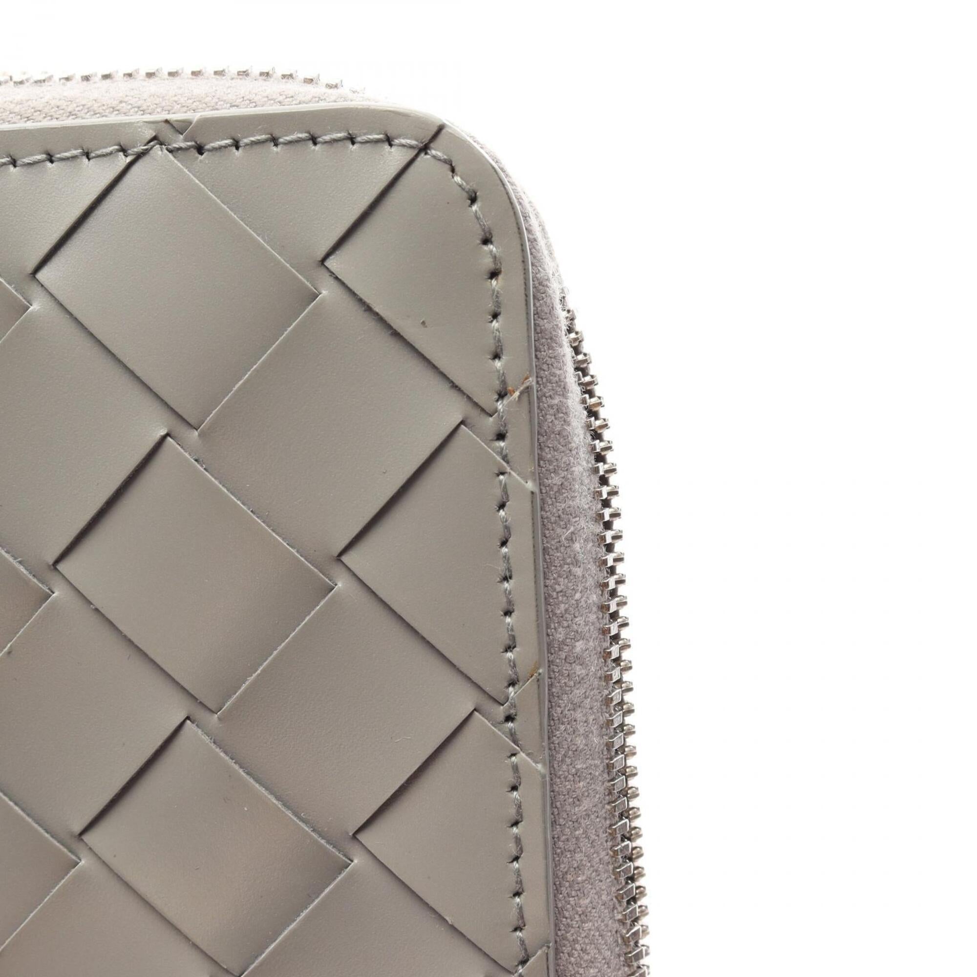 Bottega Veneta Gray Intrecciato Long Wallet (Bi-Fold) (Pre-Owned)