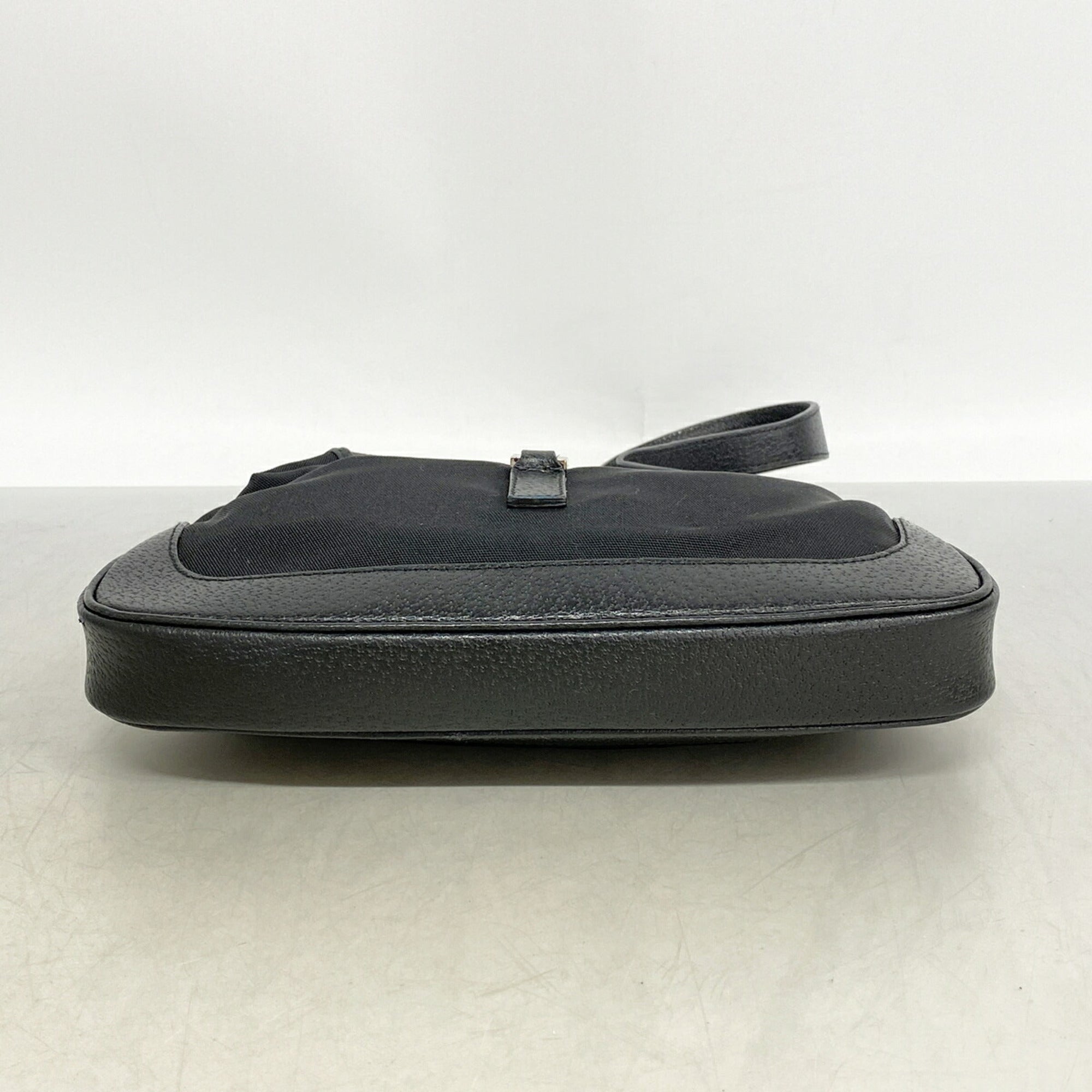 Gucci Black Nylon Canvas Handbag (Pre-Owned)