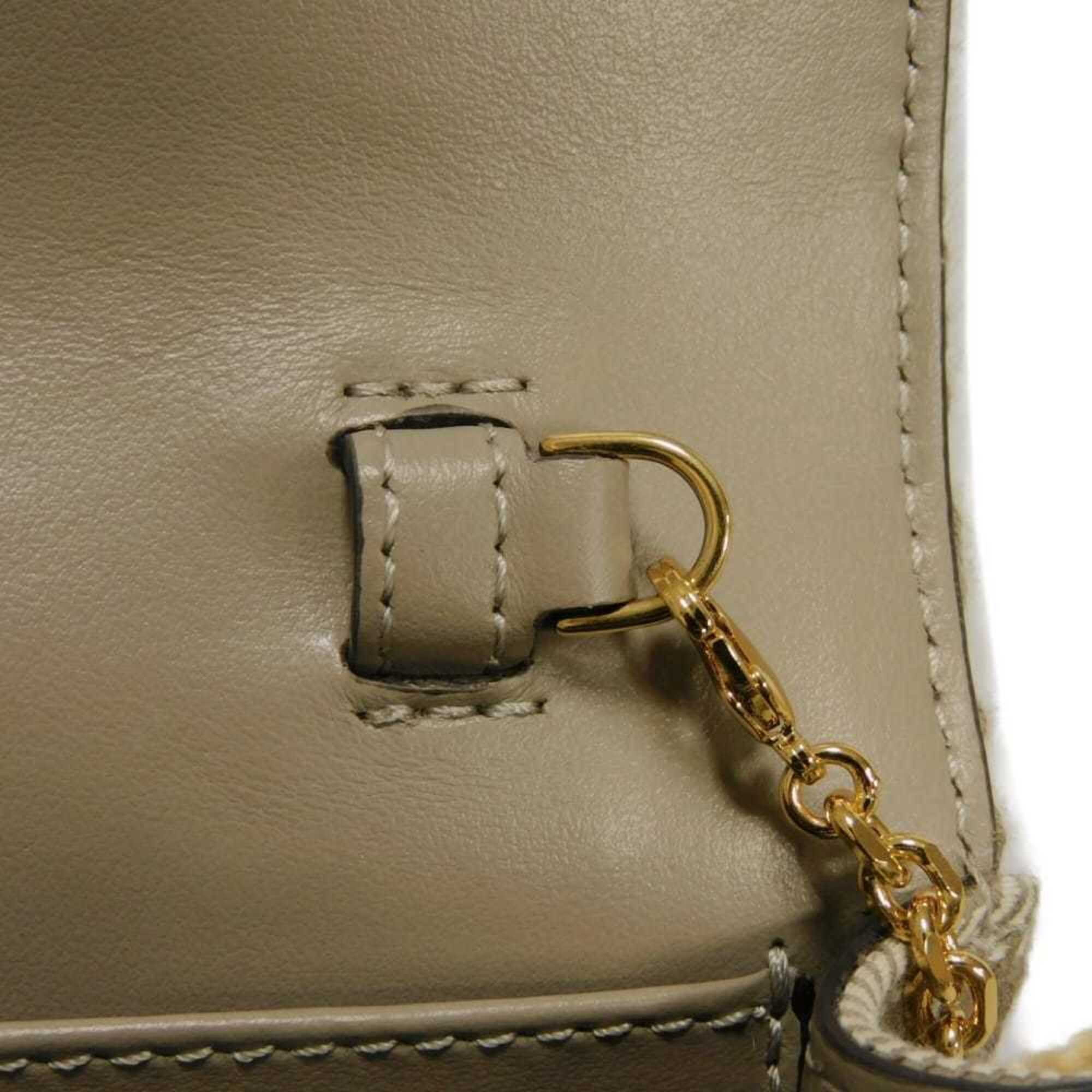 Fendi Beige Fabric Shoulder Bag (Pre-Owned)