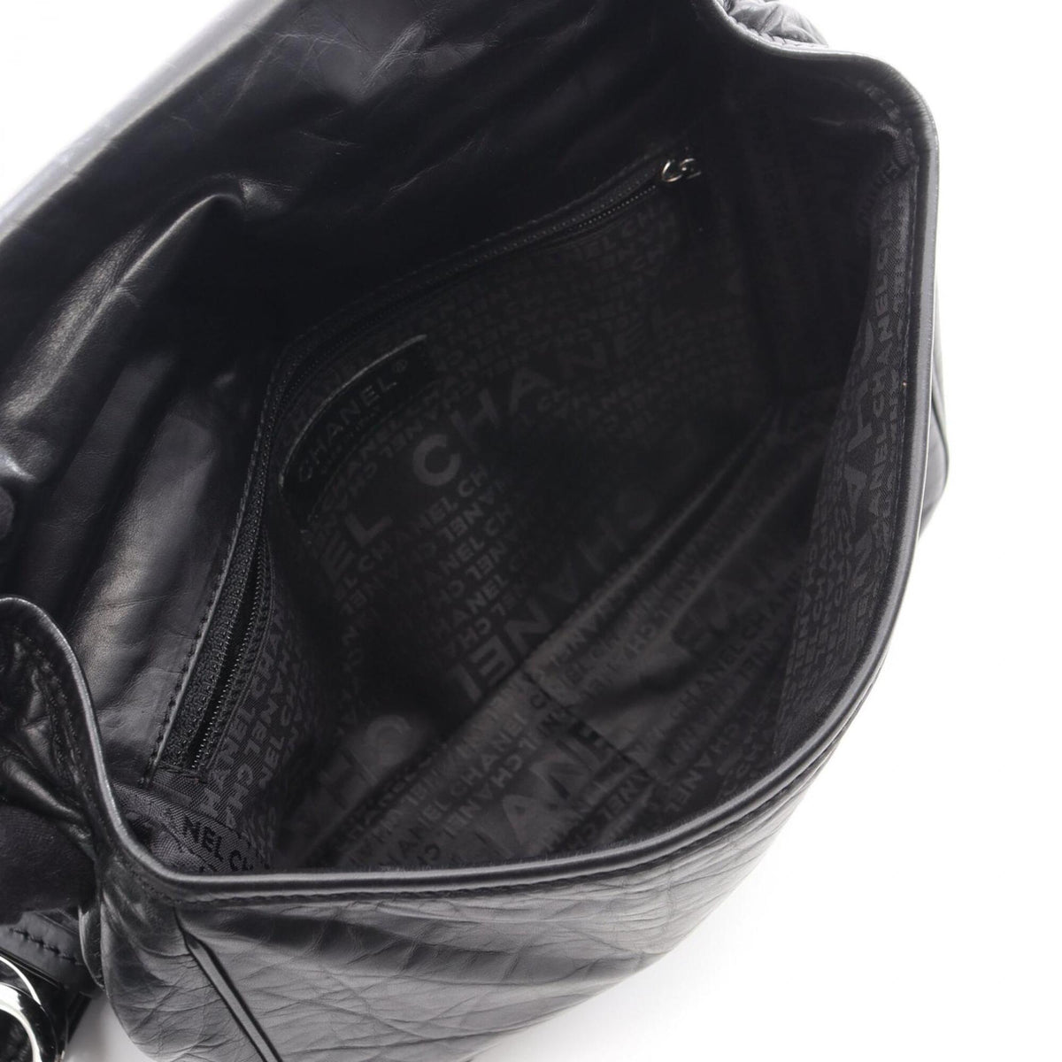 Chanel Black Leather Handbag Shoulder Bag (Pre-Owned)