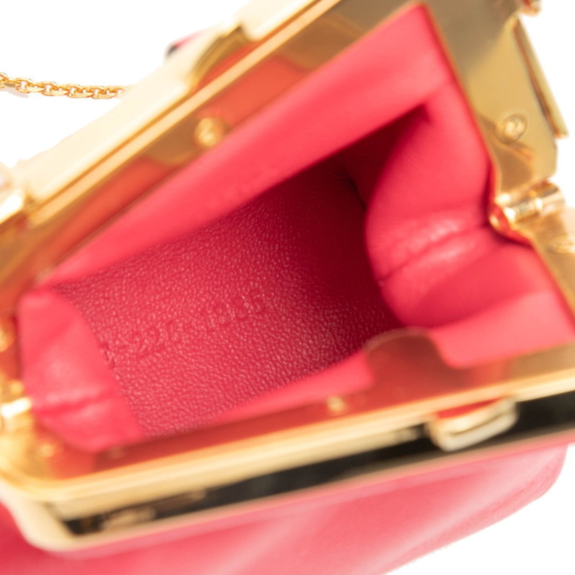 Fendi Pink Leather Shoulder Bag (Pre-Owned)