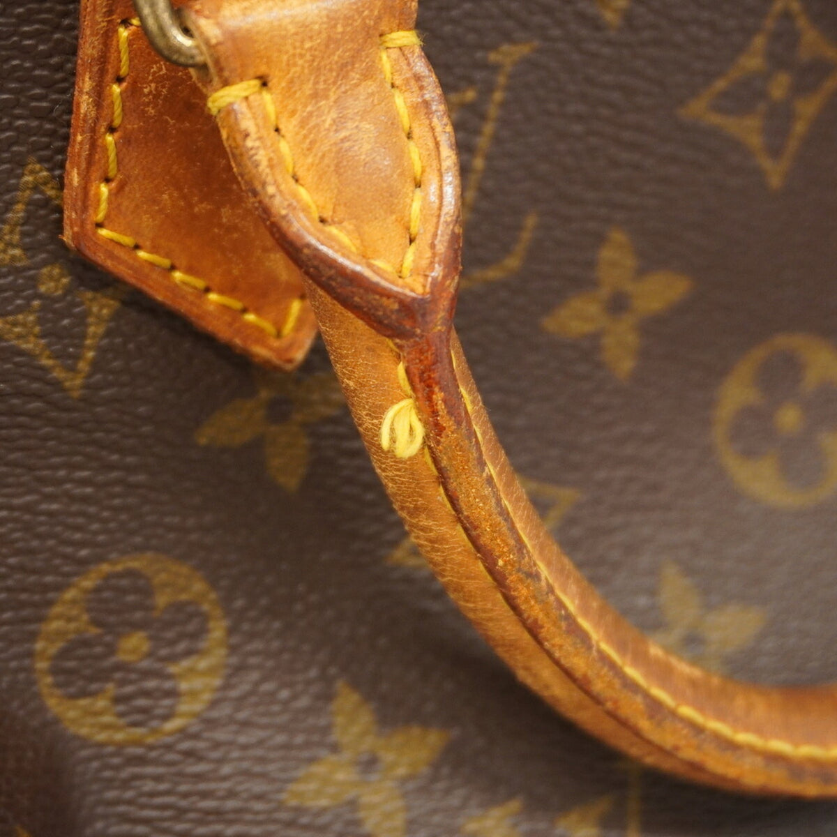 Louis Vuitton Brown Handbag (Pre-Owned)