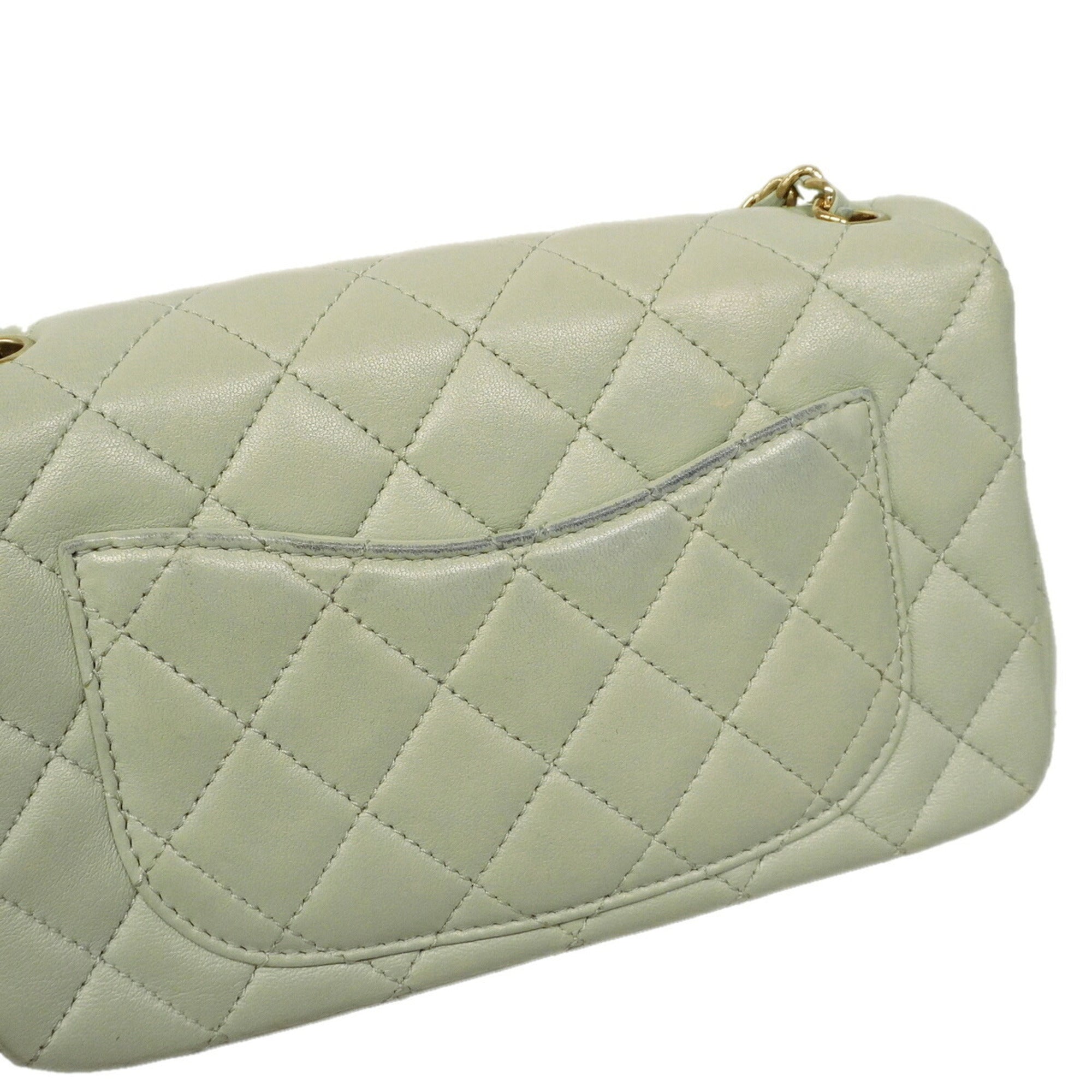 Chanel Green Leather Shoulder Bag (Pre-Owned)