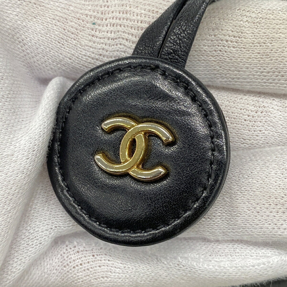 Chanel Black Leather Tote Bag (Pre-Owned)