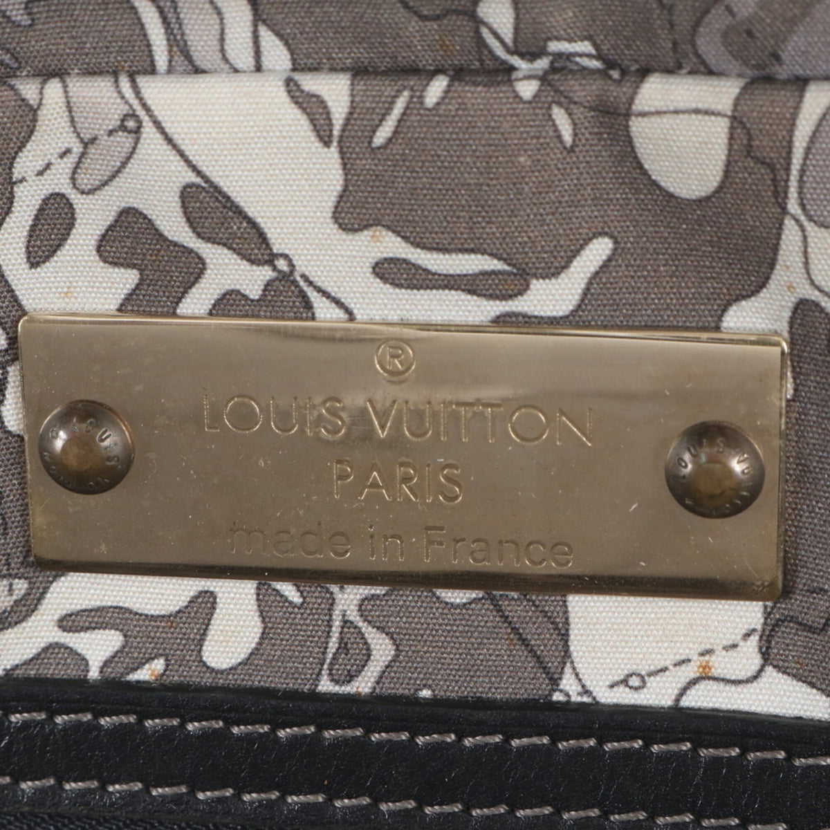 Louis Vuitton Noir Leather Briefcase (Pre-Owned)