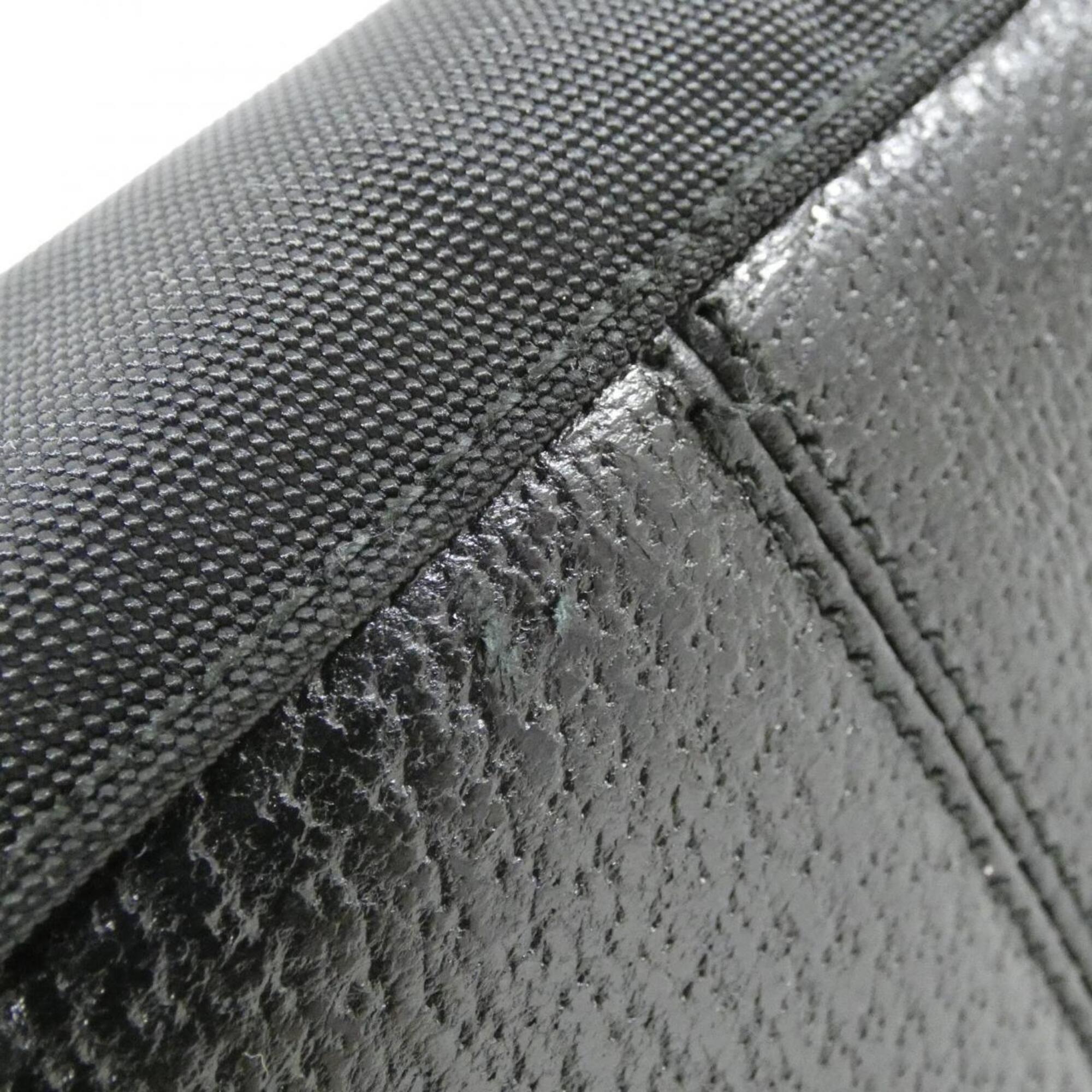 Gucci Black Nylon Shoulder Bag (Pre-Owned)