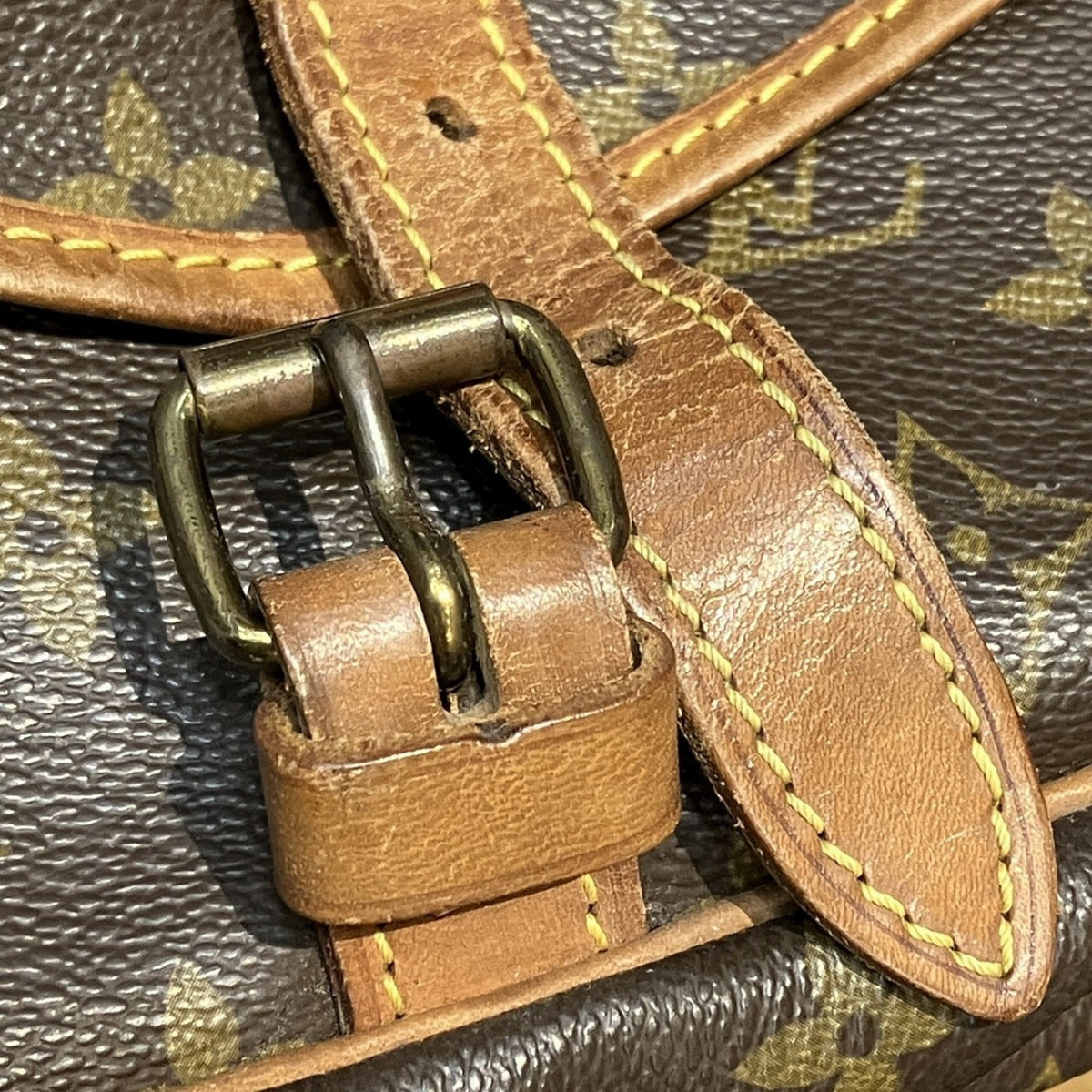 Louis Vuitton Brown Monogram Monogram Pvc Leather Shoulder Bag (Pre-Owned)