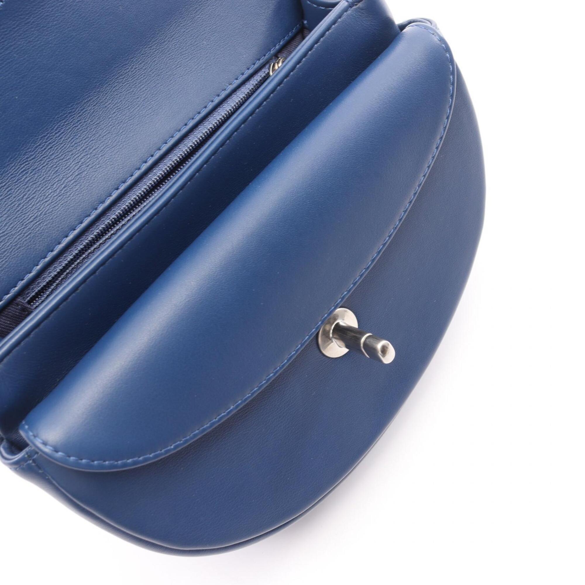 Chanel Blue Leather Handbag Shoulder Bag (Pre-Owned)