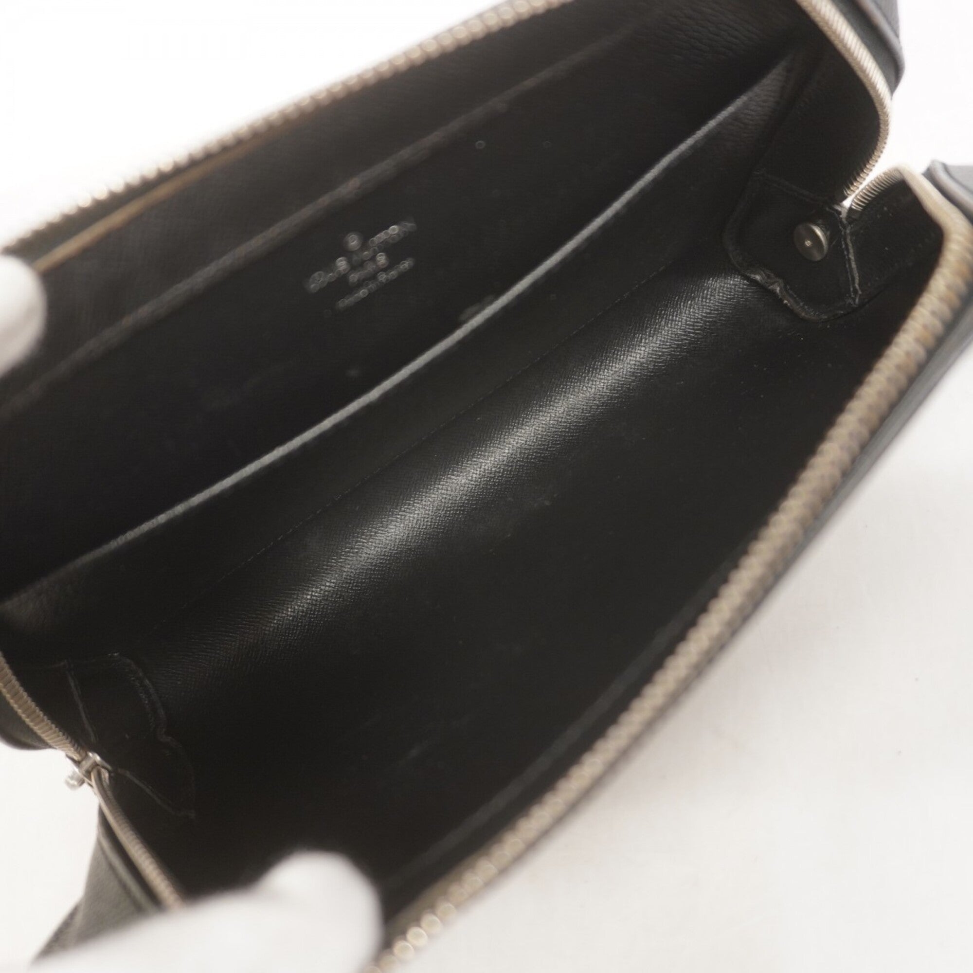 Louis Vuitton Ardoise Clutch Bag (Pre-Owned)