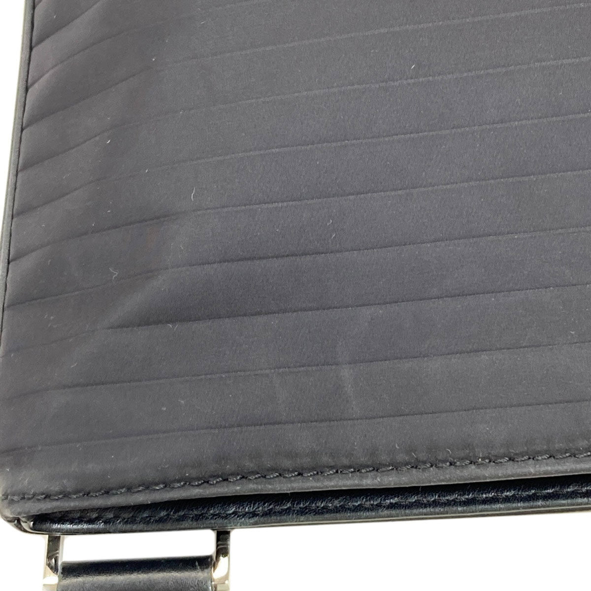 Christian Dior Black Leather Shoulder Bag (Pre-Owned)
