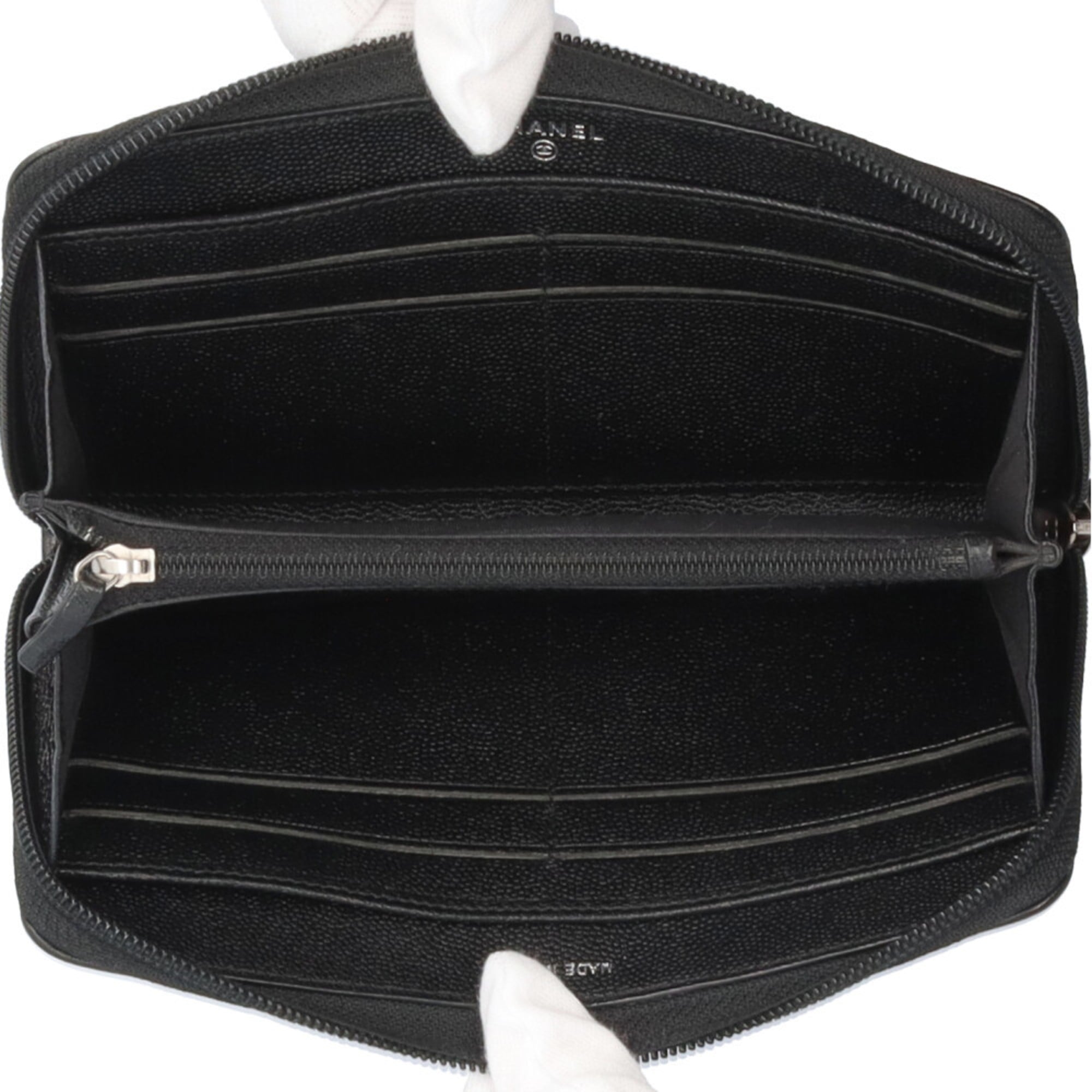 Chanel Black Leather Coin Purse/Coin Case (Pre-Owned)