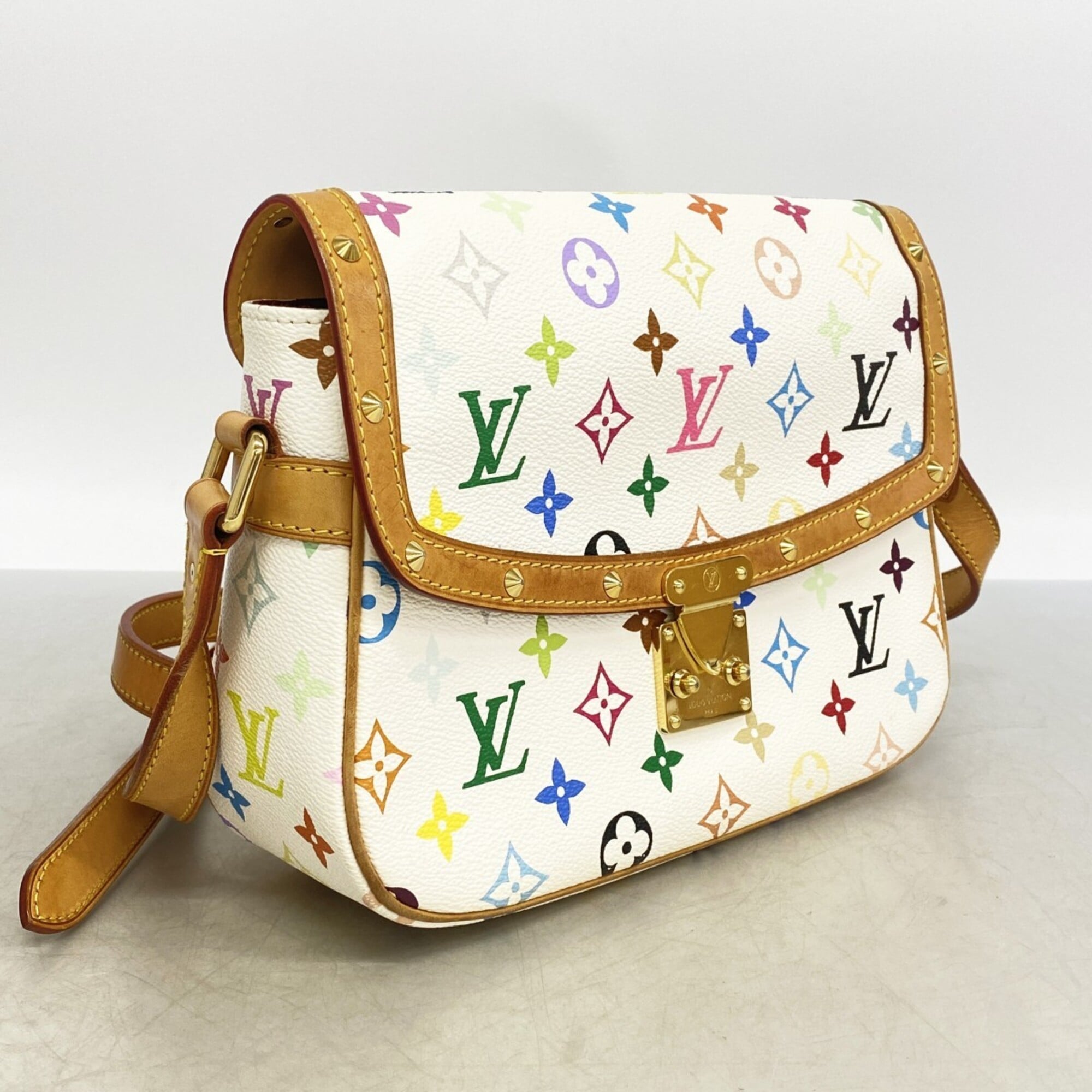 Louis Vuitton Blanc Shoulder Bag (Pre-Owned)