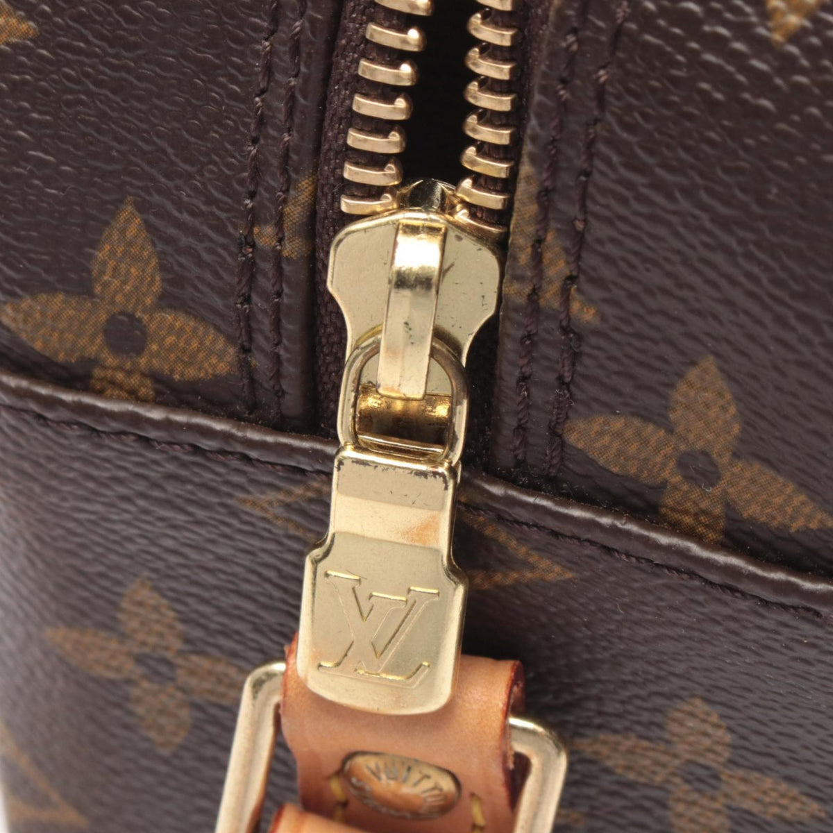 Louis Vuitton Brown Coated Canvas Leather Handbag Shoulder Bag (Pre-Owned)