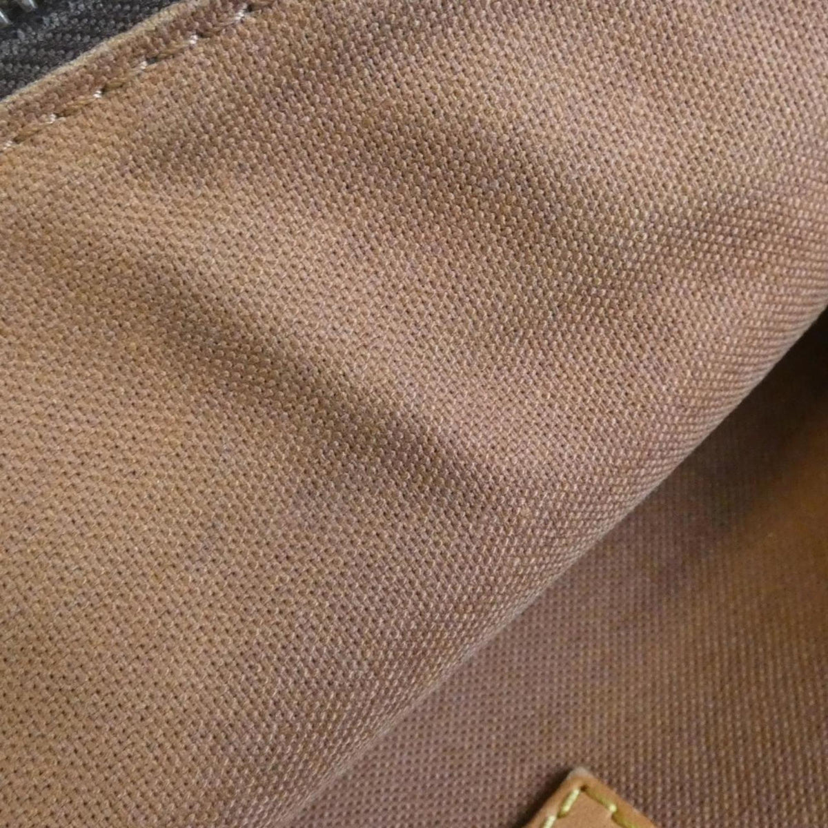 Louis Vuitton Marron Coated Canvas Pochette Shoulder Bag (Pre-Owned)