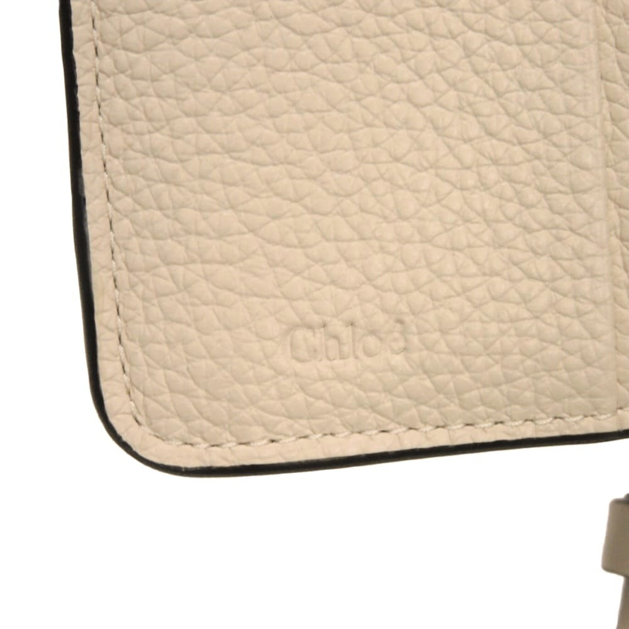 Chloé White Leather Wallet (Bi-Fold) (Pre-Owned)