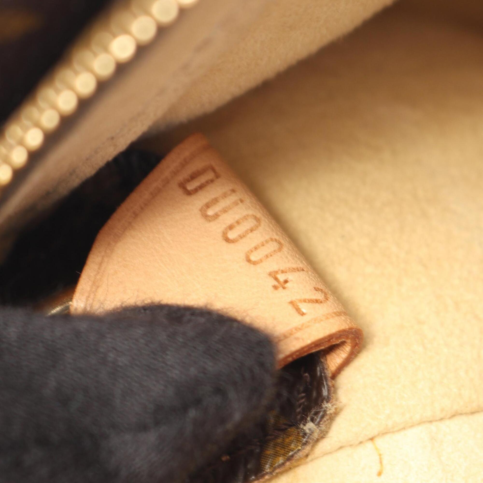 Louis Vuitton Brown Coated Canvas Leather Handbag Shoulder Bag (Pre-Owned)