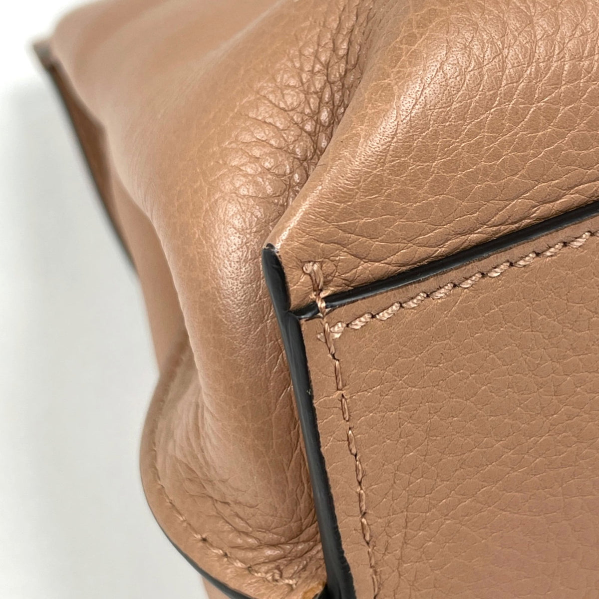 Gucci Beige Leather Bamboo Handbag (Pre-Owned)