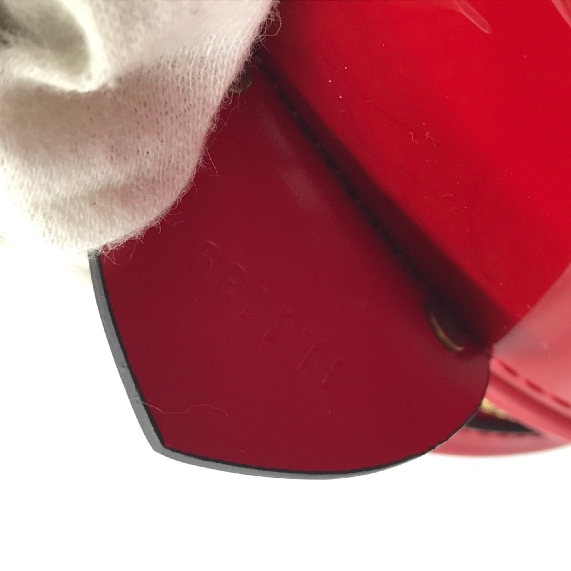 Louis Vuitton Red Color Rouge Patent Leather Handbag (Pre-Owned)
