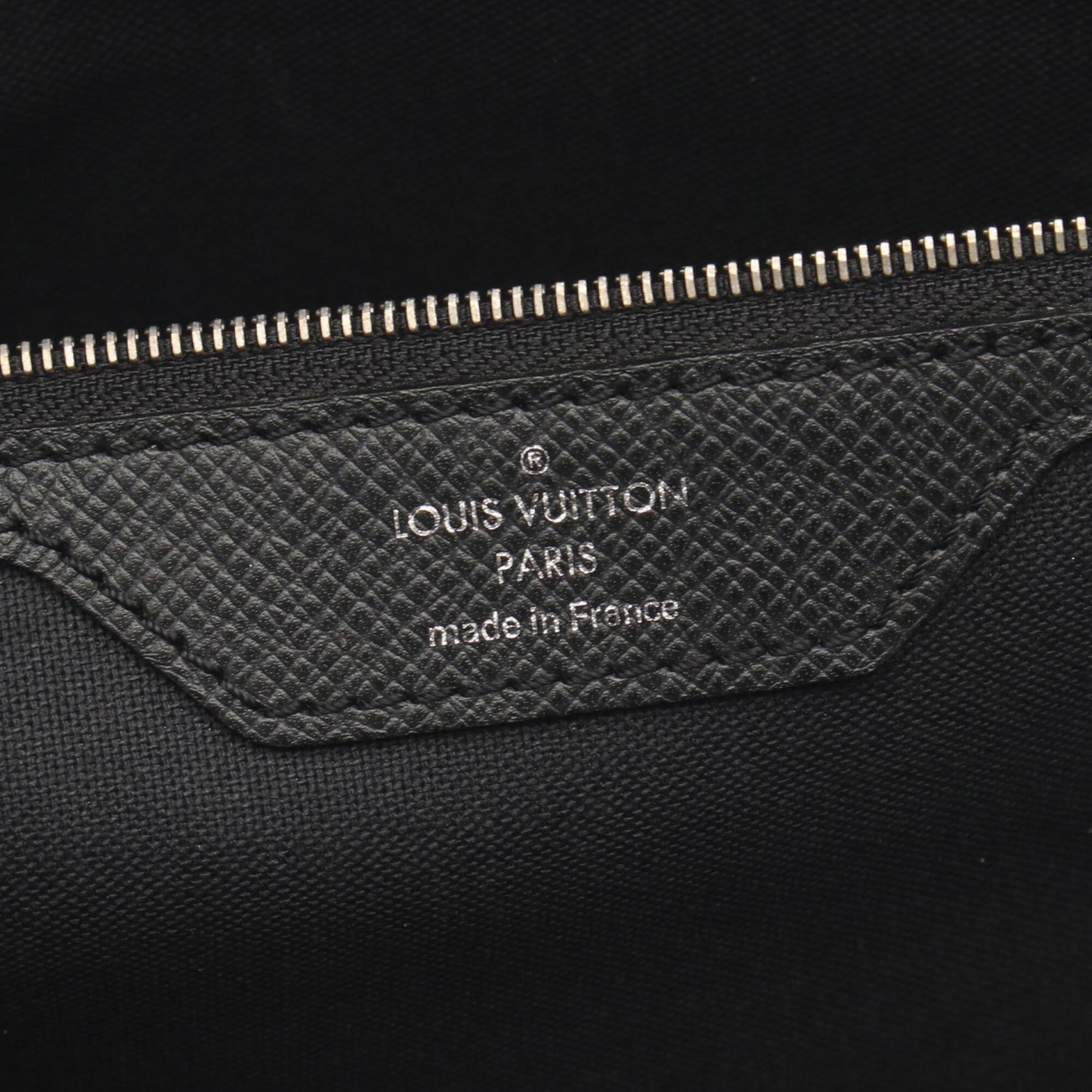 Louis Vuitton Black Leather Briefcase Handbag (Pre-Owned)