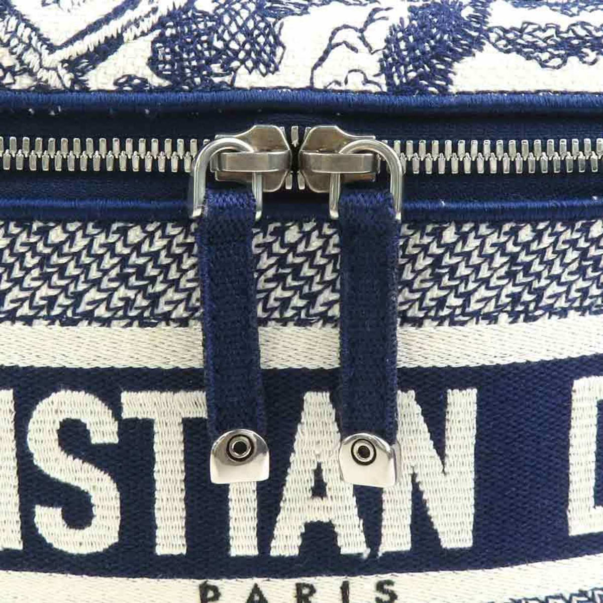 Christian Dior Navy White Canvas Handbag Vanity Bag (Pre-Owned)