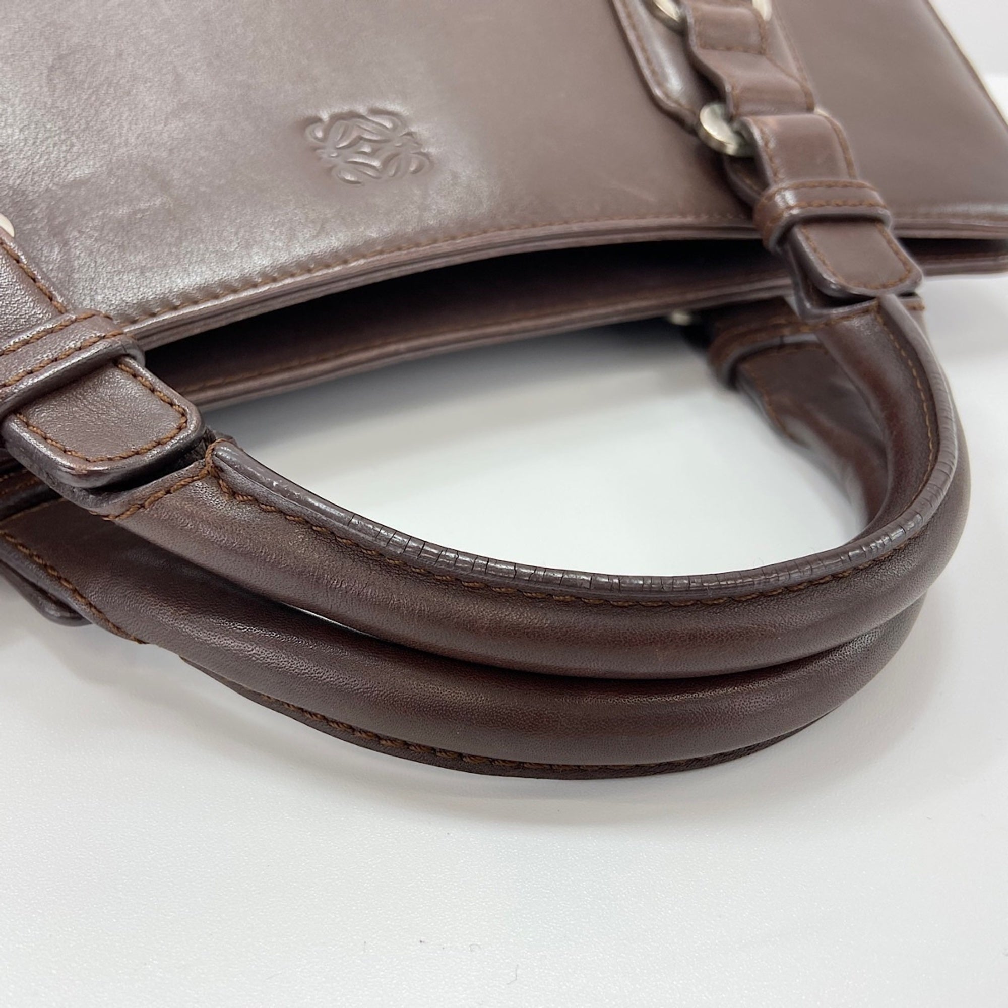 Loewe Brown Handbag (Pre-Owned)