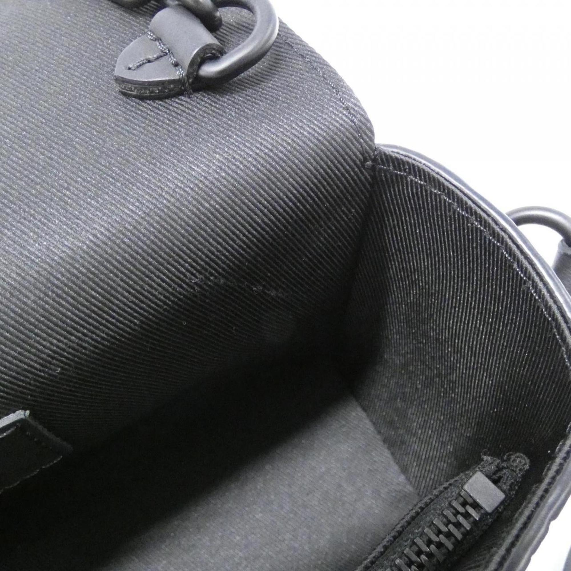 Louis Vuitton Taurillon Black Leather Shoulder Bag (Pre-Owned)