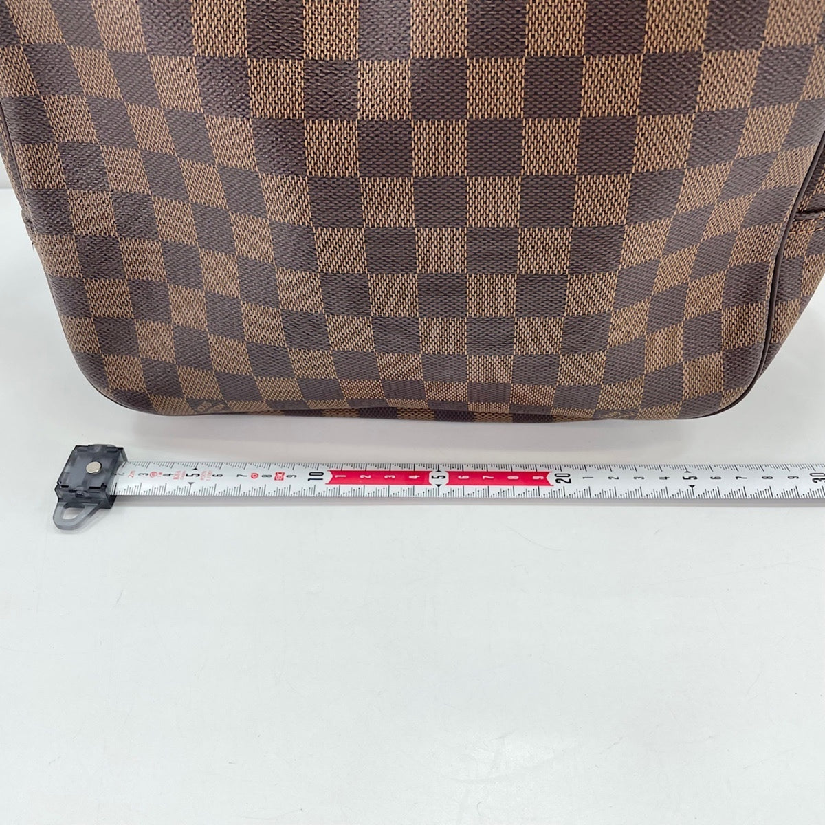 Louis Vuitton Brown Shoulder Bag (Pre-Owned)