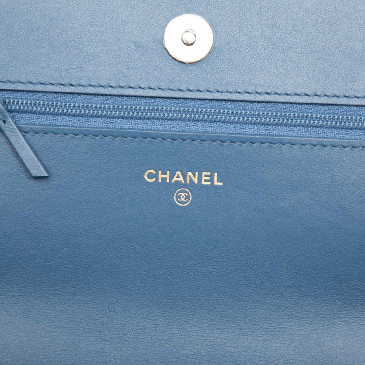Chanel Matelasse Blue Silver Denim Leather Shoulder Bag (Pre-Owned)